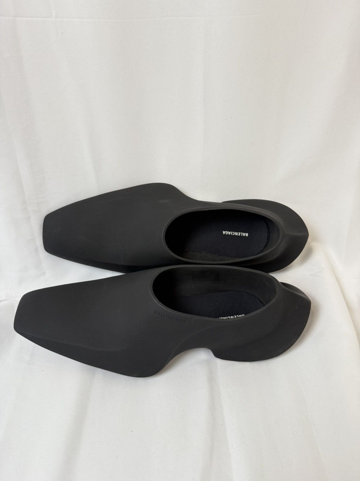 Balenciaga 2022 Balenciaga Space Shoe 'Matte Black Size US 11 / EU 44 - 2 Thumbnail