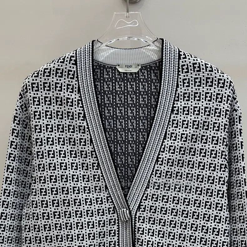 Fendi Fendi Old Flower full print knit sweater Size XS / US 0-2 / IT 36-38 - 8 Thumbnail