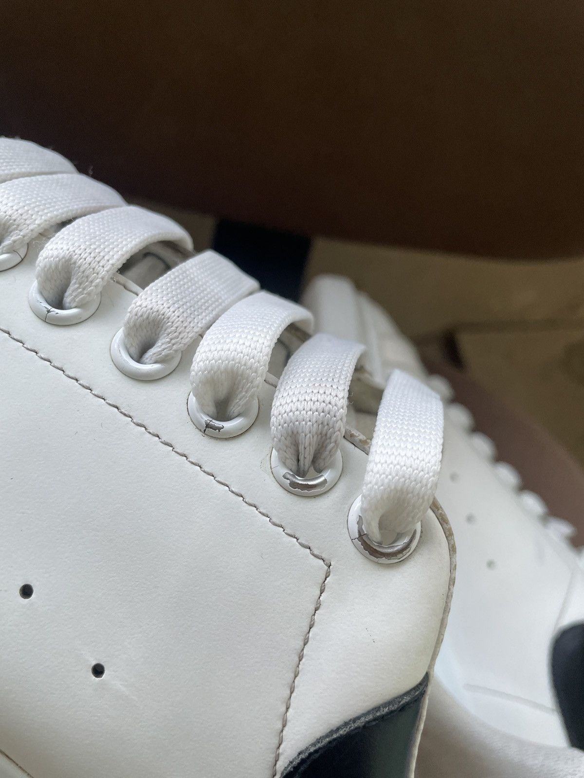 Alexander McQueen Alexander McQueen Oversized low top sneakers black white Size US 7.5 / EU 40-41 - 18 Thumbnail