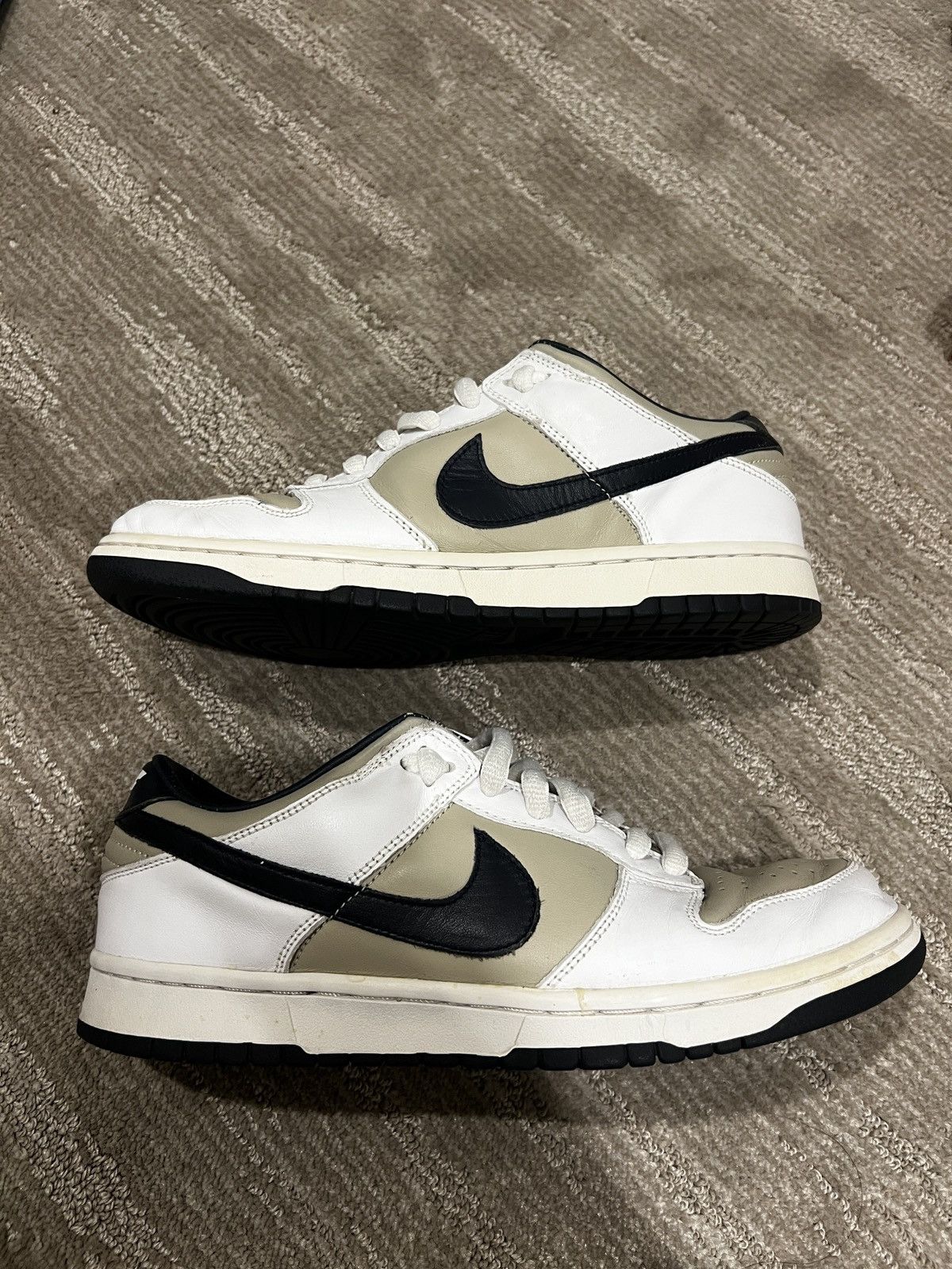 Nike 2002 Nike Dunk Low “Mushroom” RARE Size US 10 / EU 43 - 1 Thumbnail