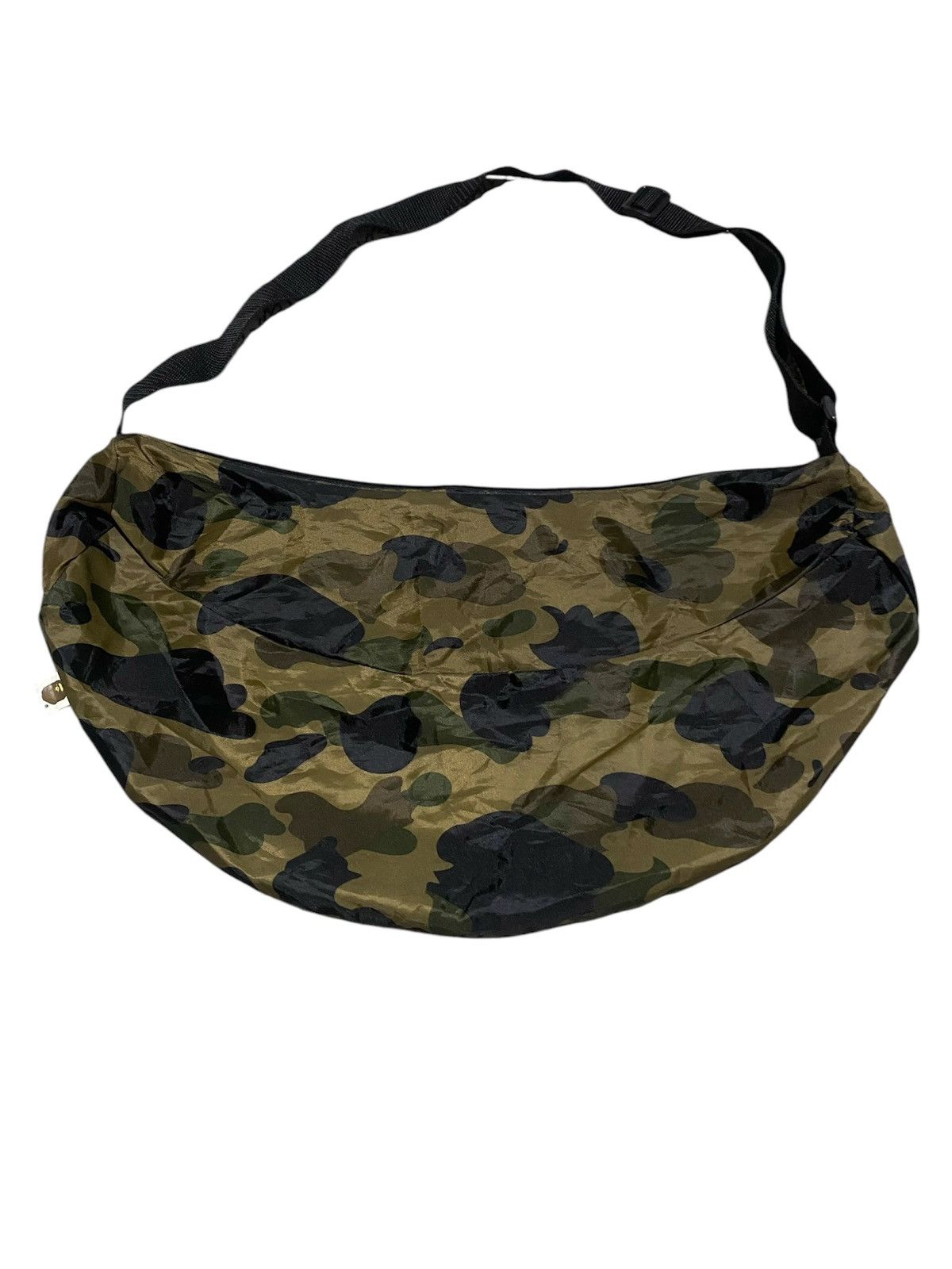 Bape Magazine Item! Exclusive Bathing Ape Banana Sling Bag Size ONE SIZE - 2 Thumbnail