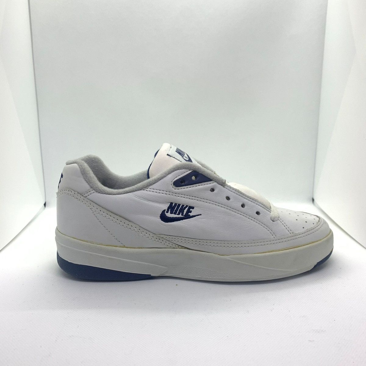 image of Bnib 1996 Vintage Nike Gts (Nike Court) Shoes in White, Men's (Size 7)