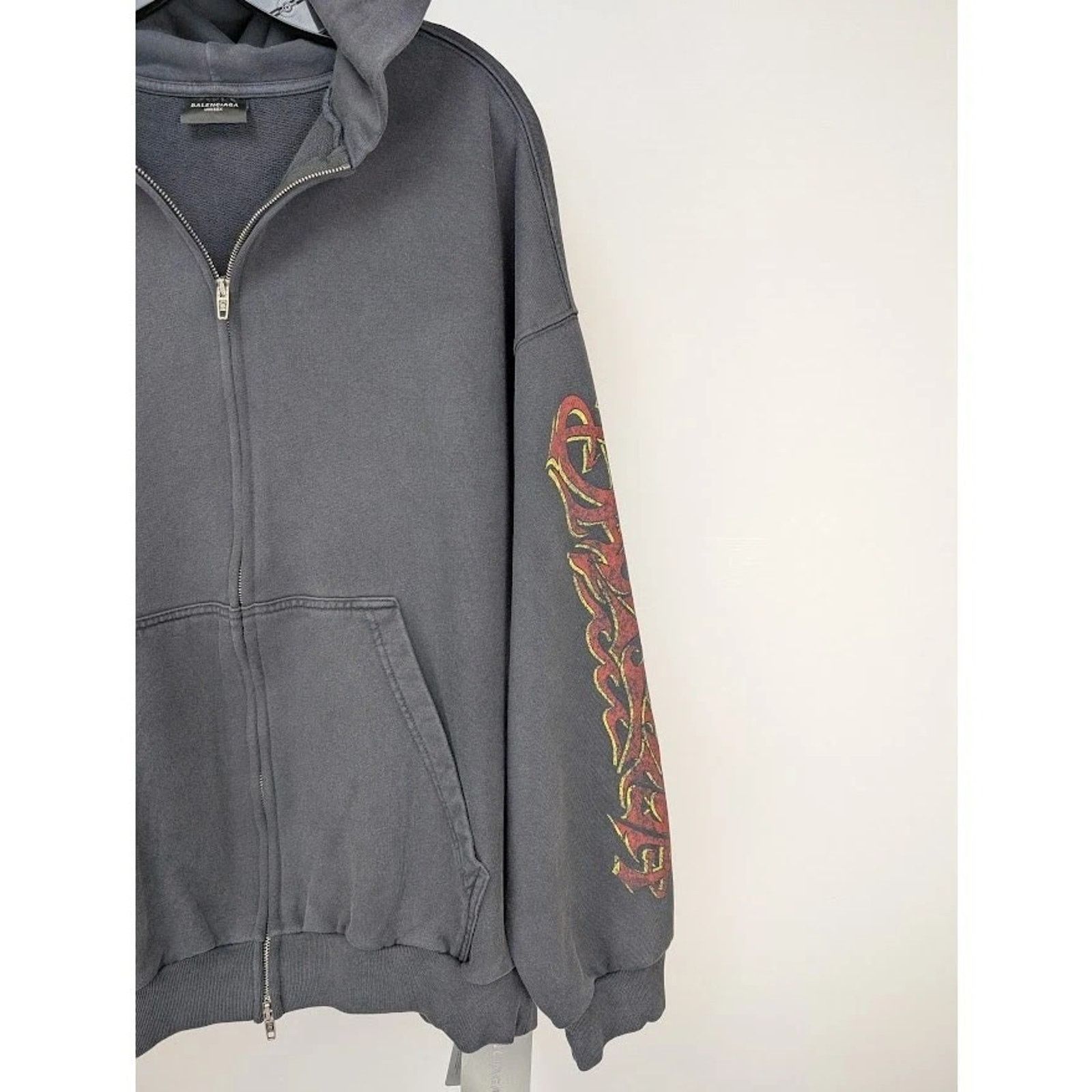 Balenciaga o1rshd1 Offshore Hoodie in Black Size US S / EU 44-46 / 1 - 3 Thumbnail