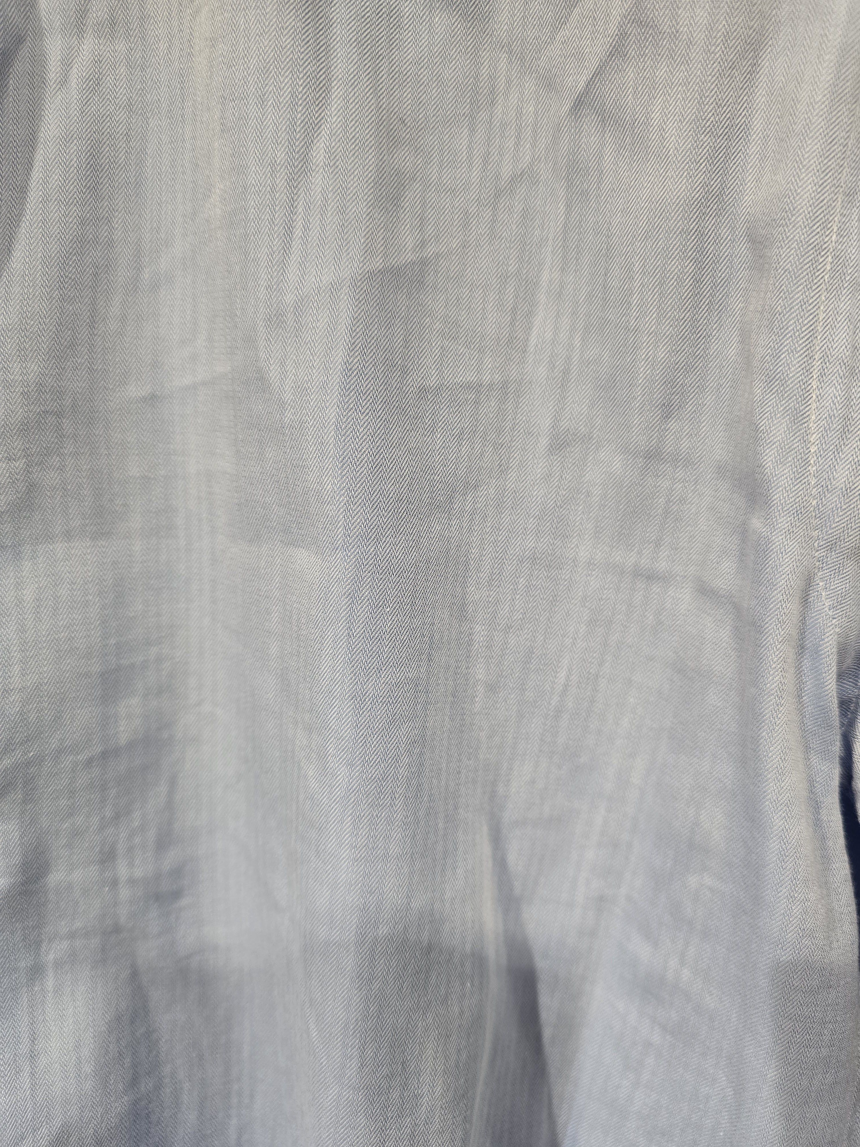 Hugo Boss Hugo Boss Light Blue Herringbone Dress Shirt Size US S / EU 44-46 / 1 - 5 Thumbnail