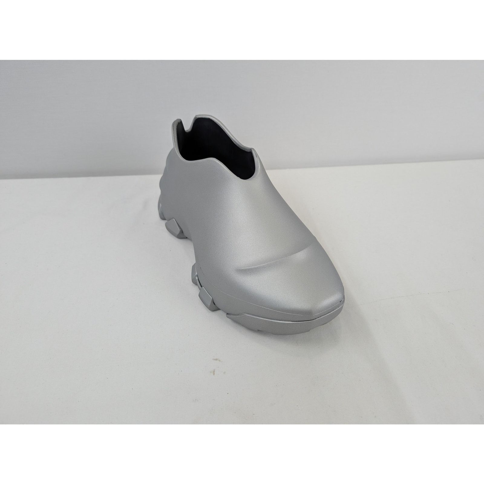 Givenchy o1rshd1 Show Low Shoe Boots in Silvery Size US 11 / EU 44 - 2 Thumbnail