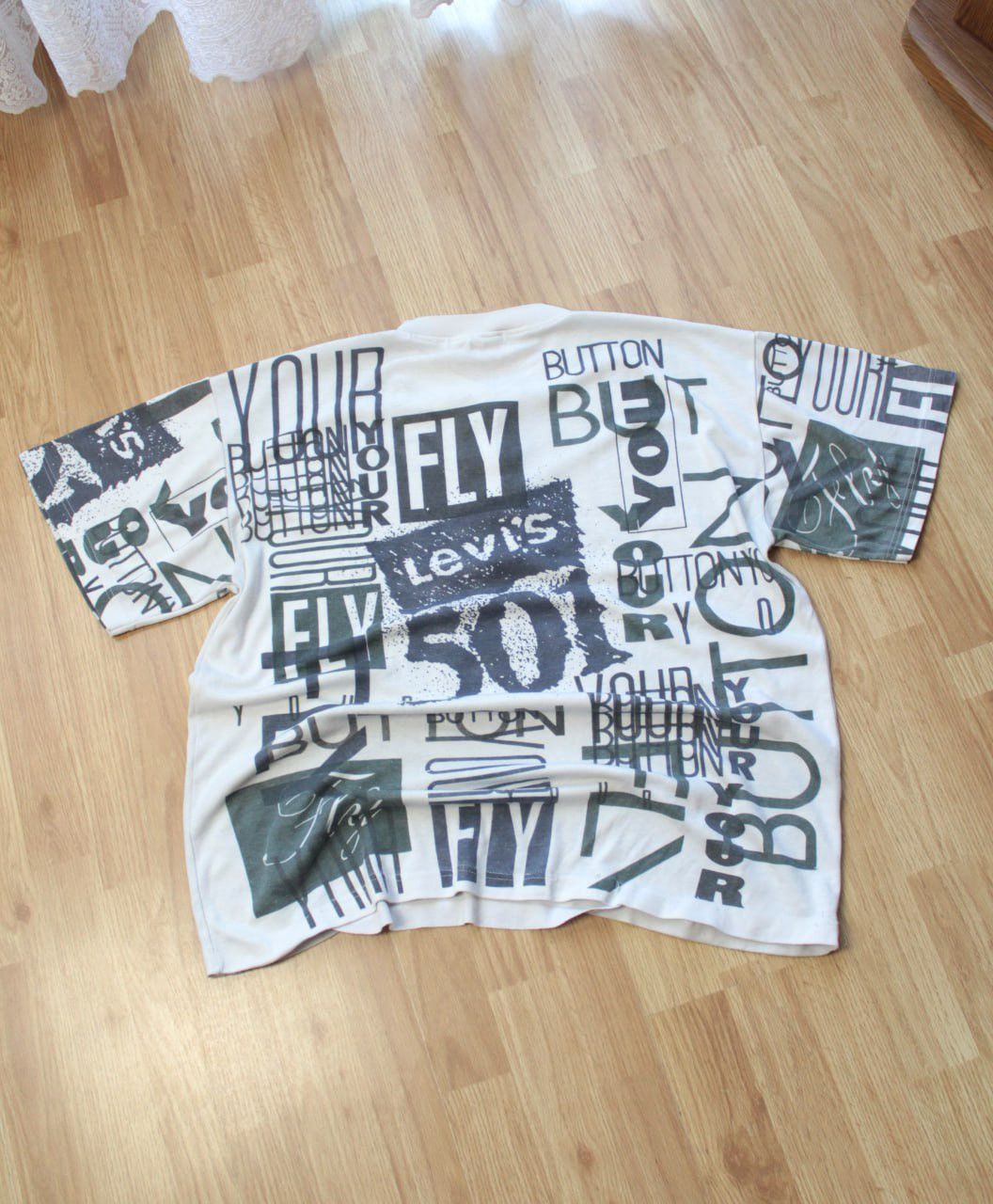 Levi's 🔥 Levi’s 501 All Over Print Vintage USA T Shirt 90s Size US XL / EU 56 / 4 - 5 Thumbnail