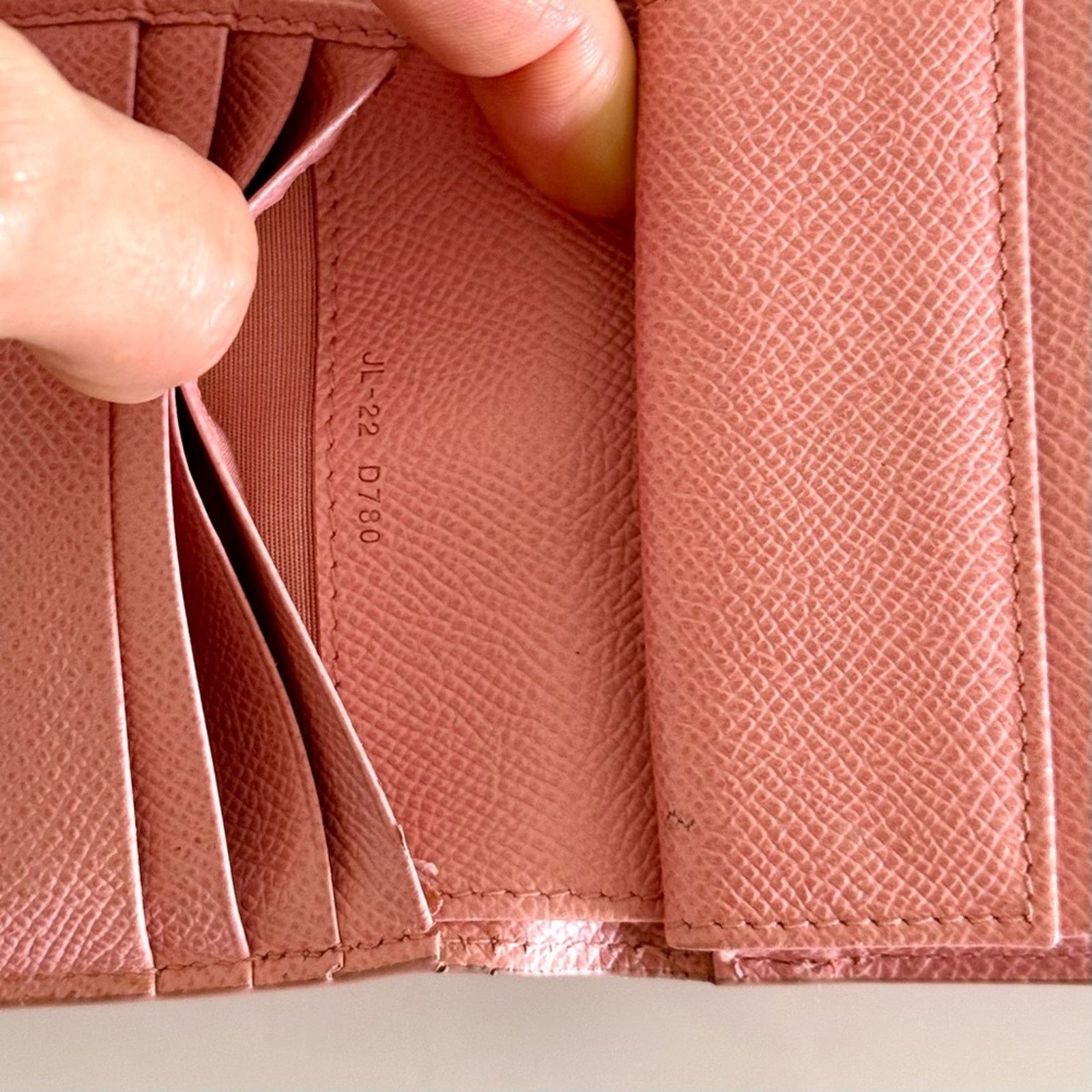 Salvatore Ferragamo Salvatore Ferragamo Pink Wallet with Gold Hardware Authentic Size ONE SIZE - 10 Thumbnail