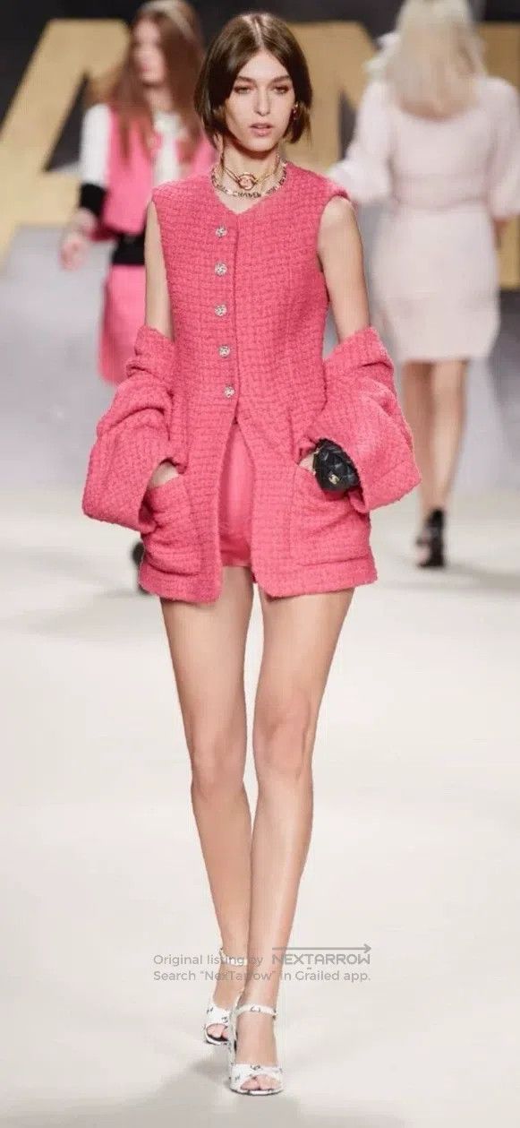 Chanel Chanel 22S rose pink sleeveless woven vest Size XS / US 0-2 / IT 36-38 - 2 Thumbnail