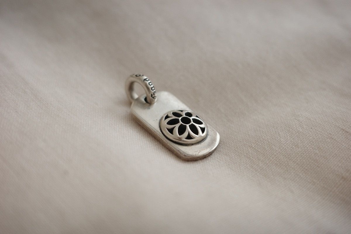 GOOD ART HLYWD Raised Rosette Dog Tag Pendant | Grailed