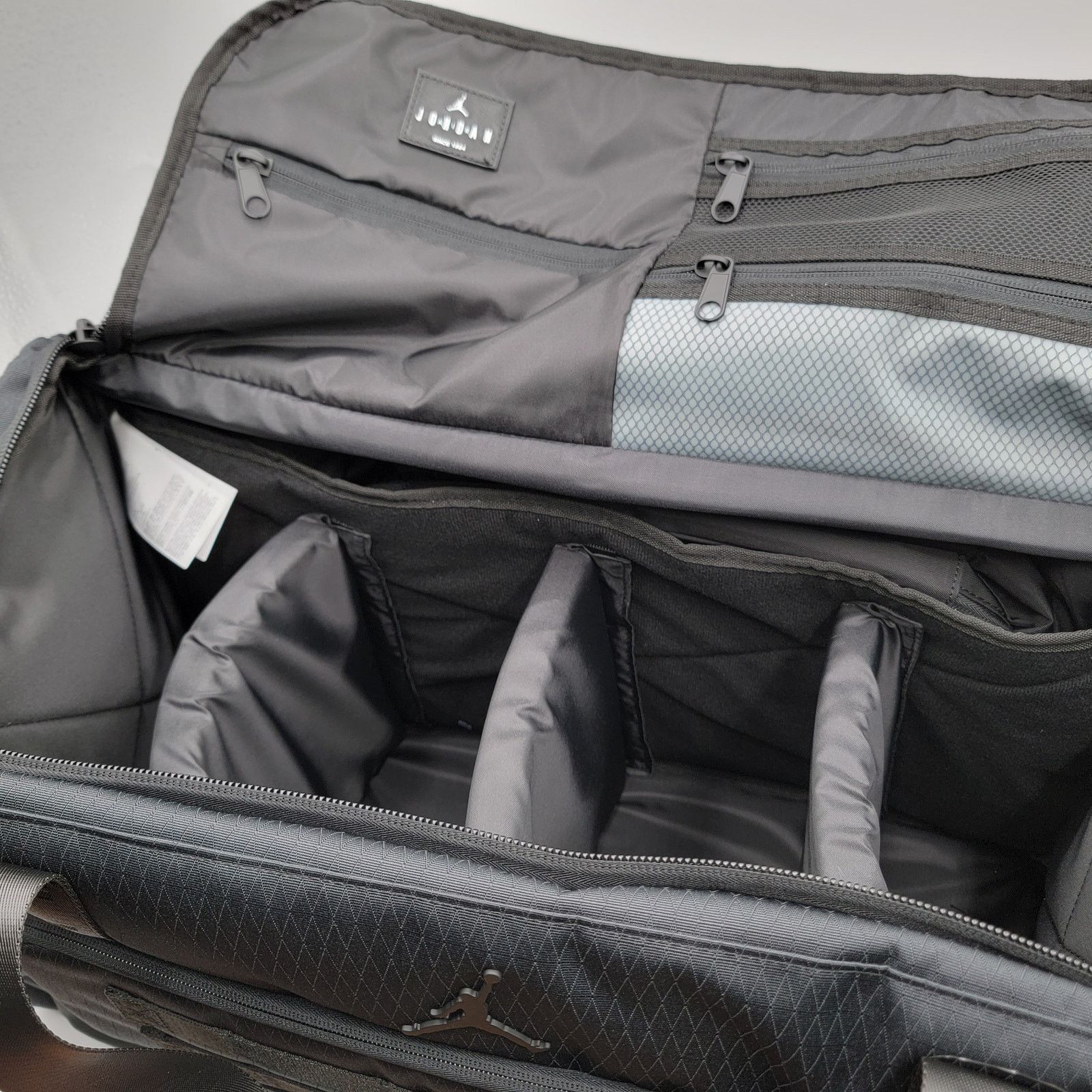 Jordan Brand Jordan Collectors 44L Duffle Travel Bag Black MA0932-023 Size ONE SIZE - 9 Thumbnail