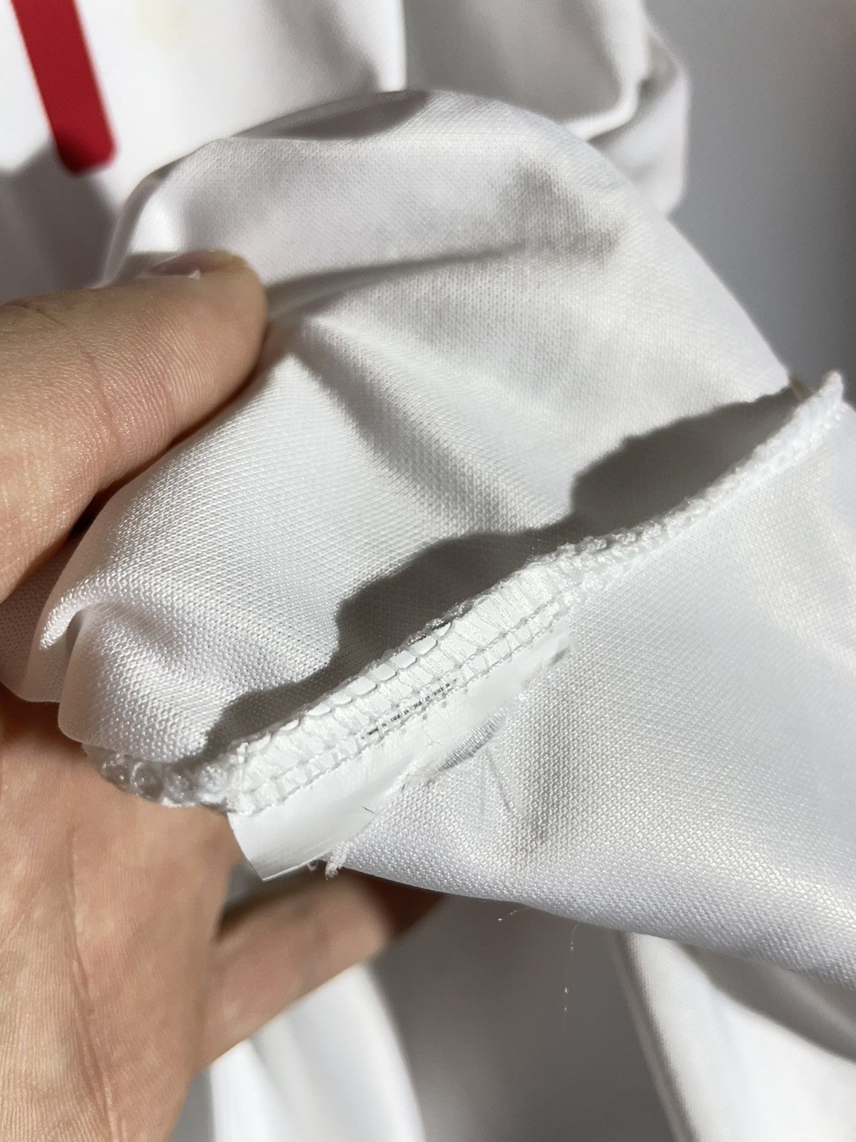 Puma #11 Behrami Switzerland World Cup 2018 Home Football Shirt Size US S / EU 44-46 / 1 - 13 Thumbnail