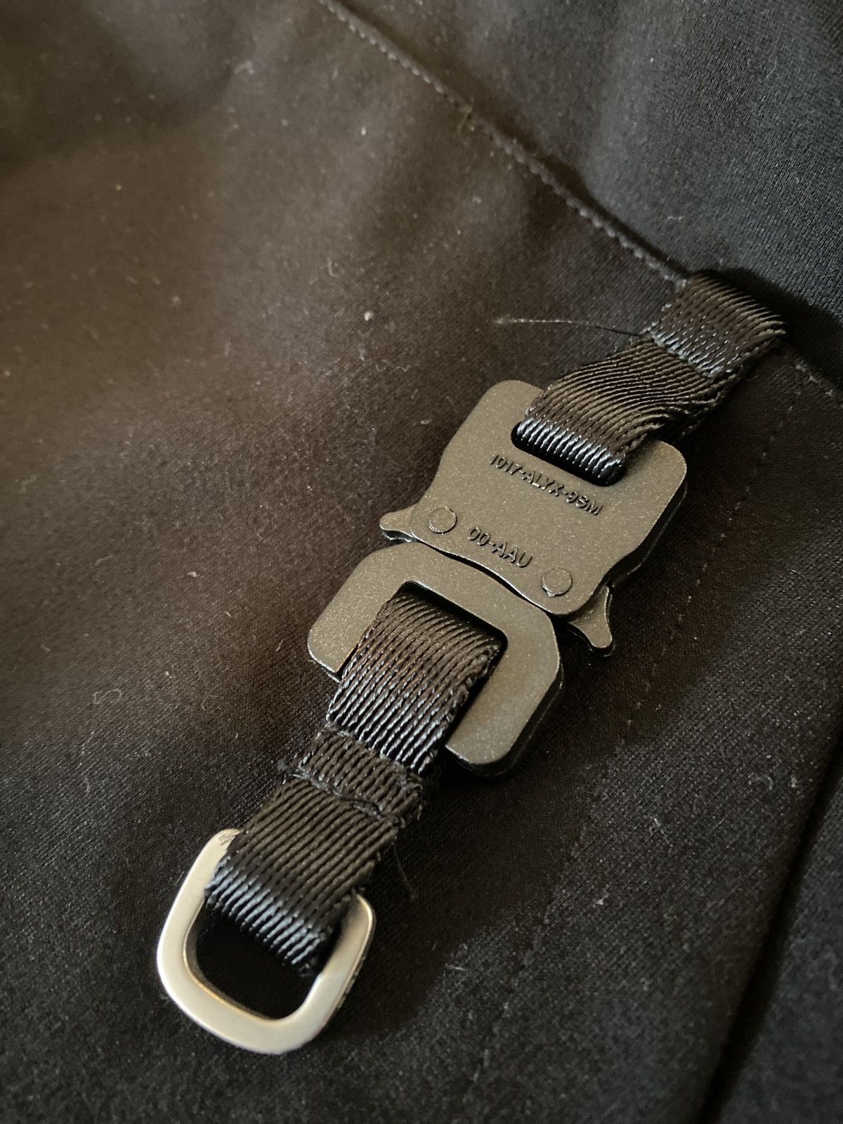 1017 ALYX 9SM Alyx Buckle hoodie Size US L / EU 52-54 / 3 - 6 Thumbnail
