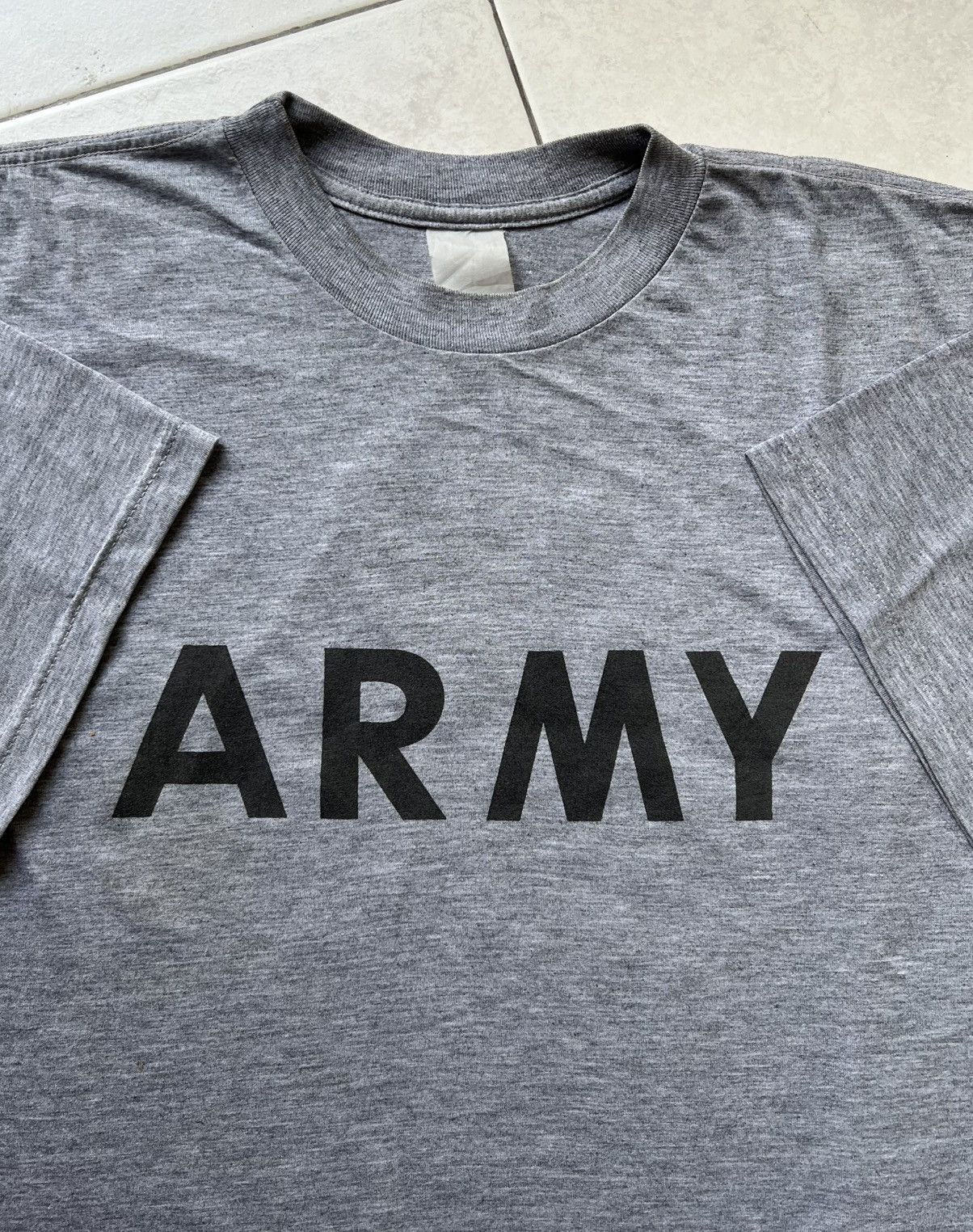 Vintage Vintage Army Gray T-Shirt Size US XL / EU 56 / 4 - 1 Thumbnail