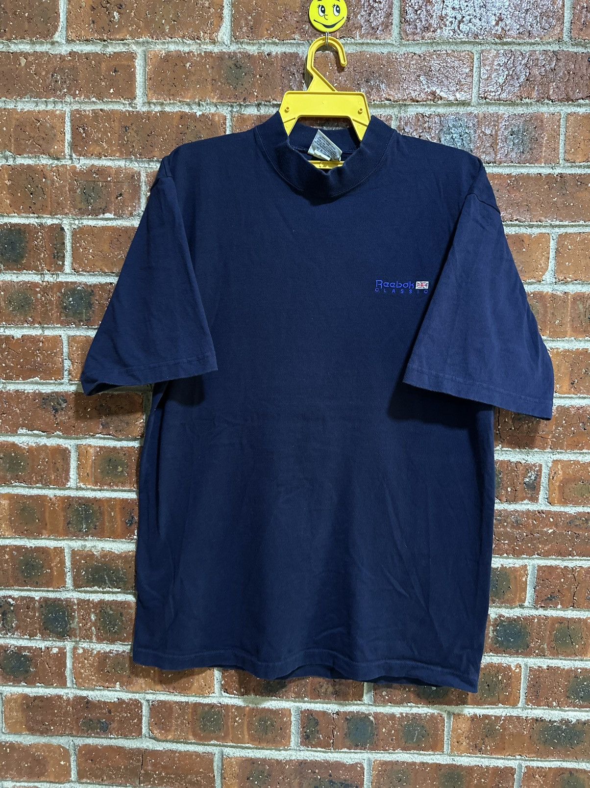 Reebok × Vintage Vintage Reebok Classis Faded Tee Size US M / EU 48-50 / 2 - 1 Thumbnail