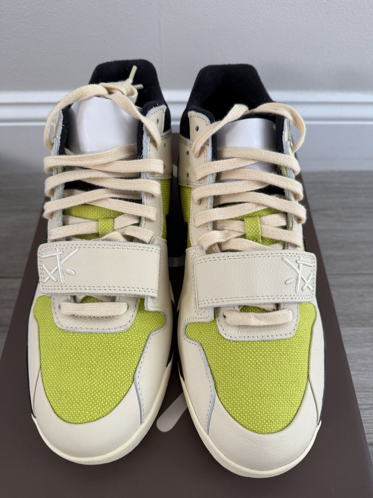 Jordan Brand × Travis Scott Travis Scott Jordan Jumpman Jack Bright Cactus Black Sz 12 Size US 12 / EU 45 - 4 Thumbnail