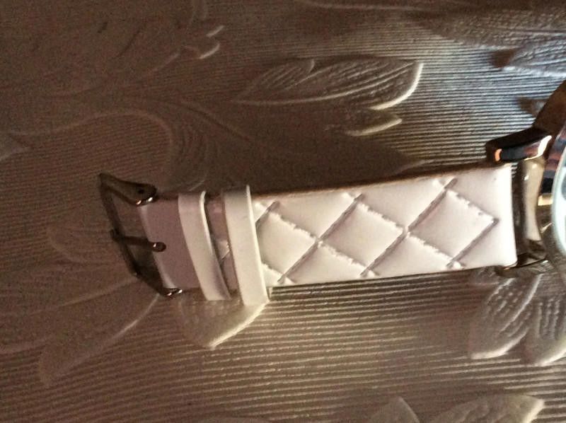 Designer Paul's Boutique white leather strap watch Size ONE SIZE - 3 Thumbnail