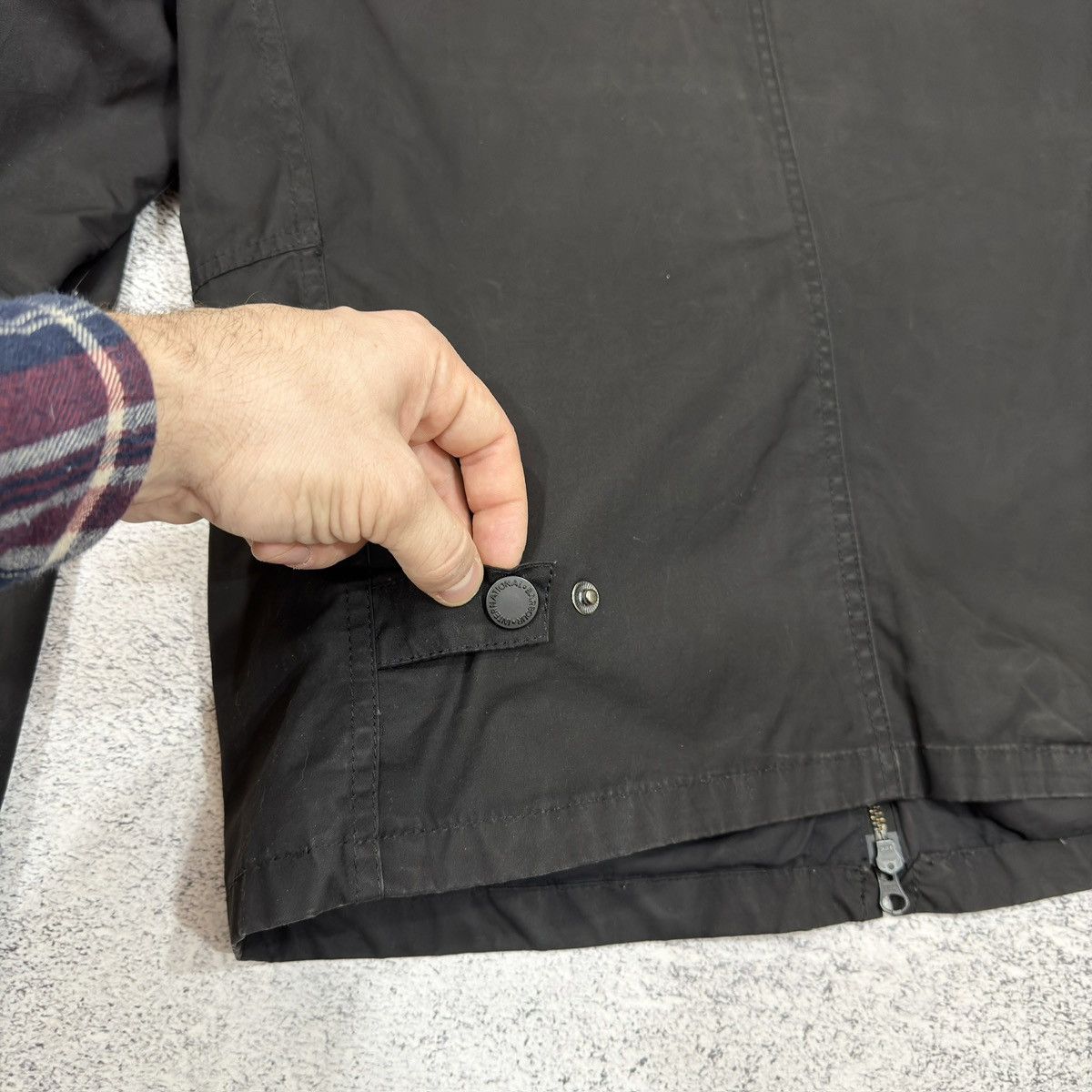 Barbour × Designer Waxed Barbour International Rebel Jacket XL size Size US XL / EU 56 / 4 - 9 Thumbnail