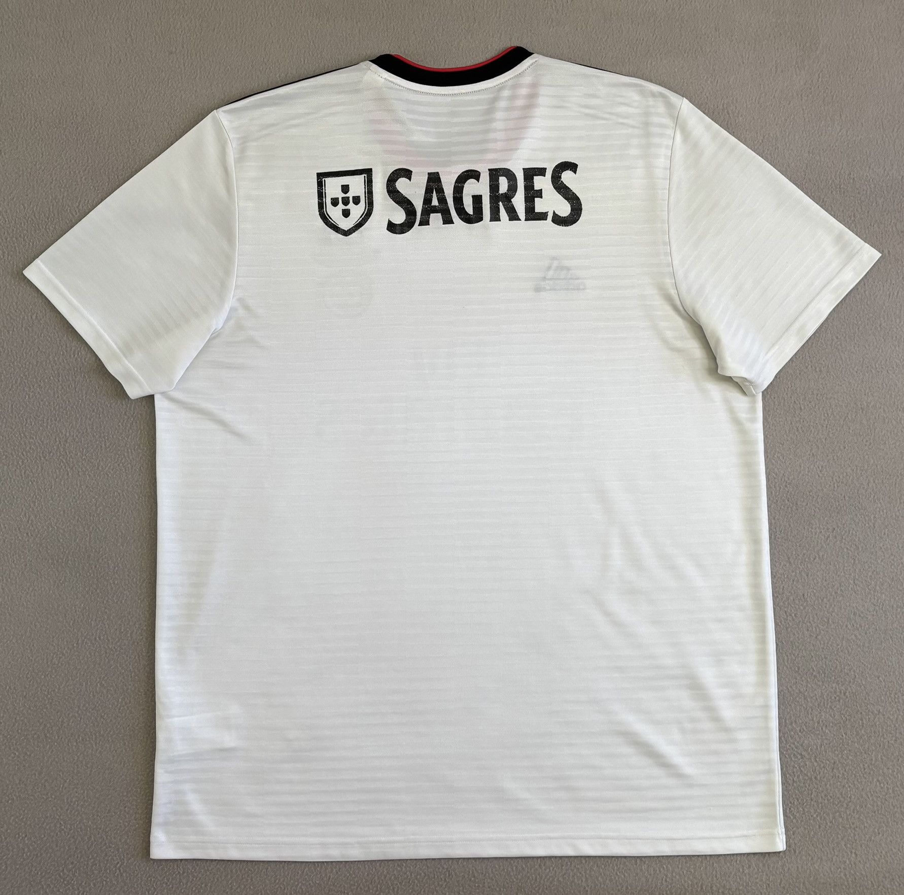 Adidas SL Benfica 2018/2019 Adidas Football Jersey Size XL Size US XL / EU 56 / 4 - 12 Thumbnail