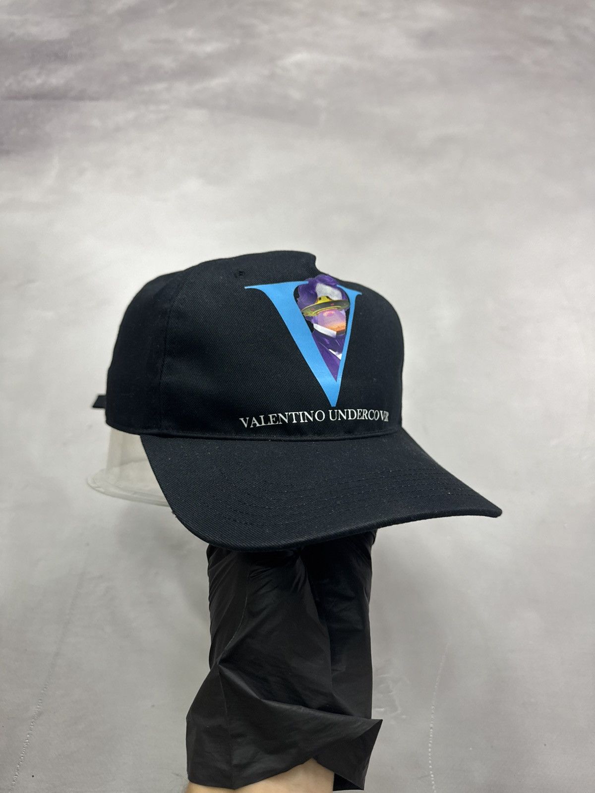 Undercover × Valentino Ss20 Undercover x Valentino V Face Hat(Black/OS) Size ONE SIZE - 1 Thumbnail