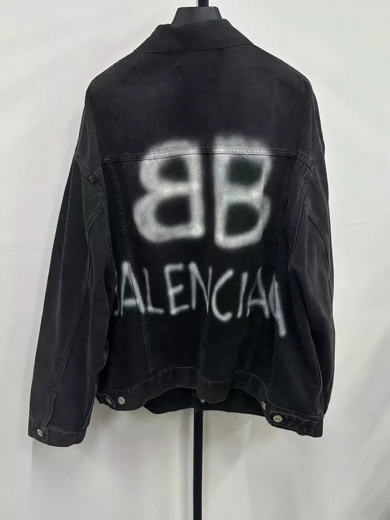 Balenciaga Balenciaga Painted Graffiti Double B Luminous Denim Jacket Size US XS / EU 42 / 0 - 2 Thumbnail