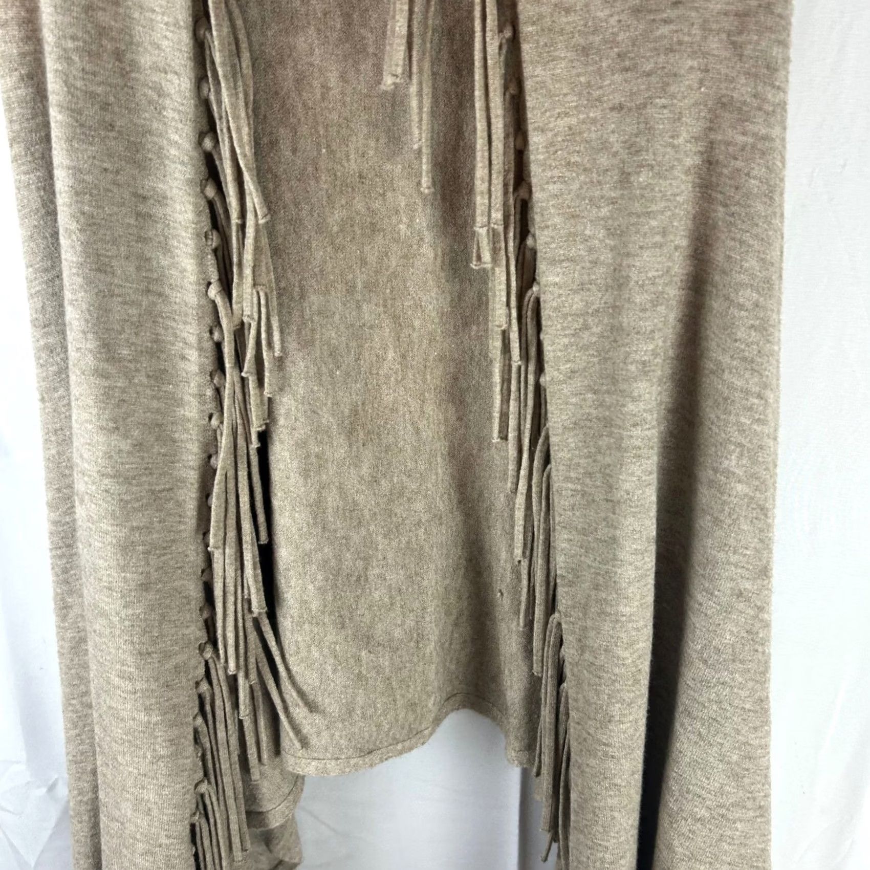Vintage Roffe Accessories Vest Womens One Size Beige Fringe Women Tan Heathered Knit Open Front Boho Size ONE SIZE - 2 Thumbnail