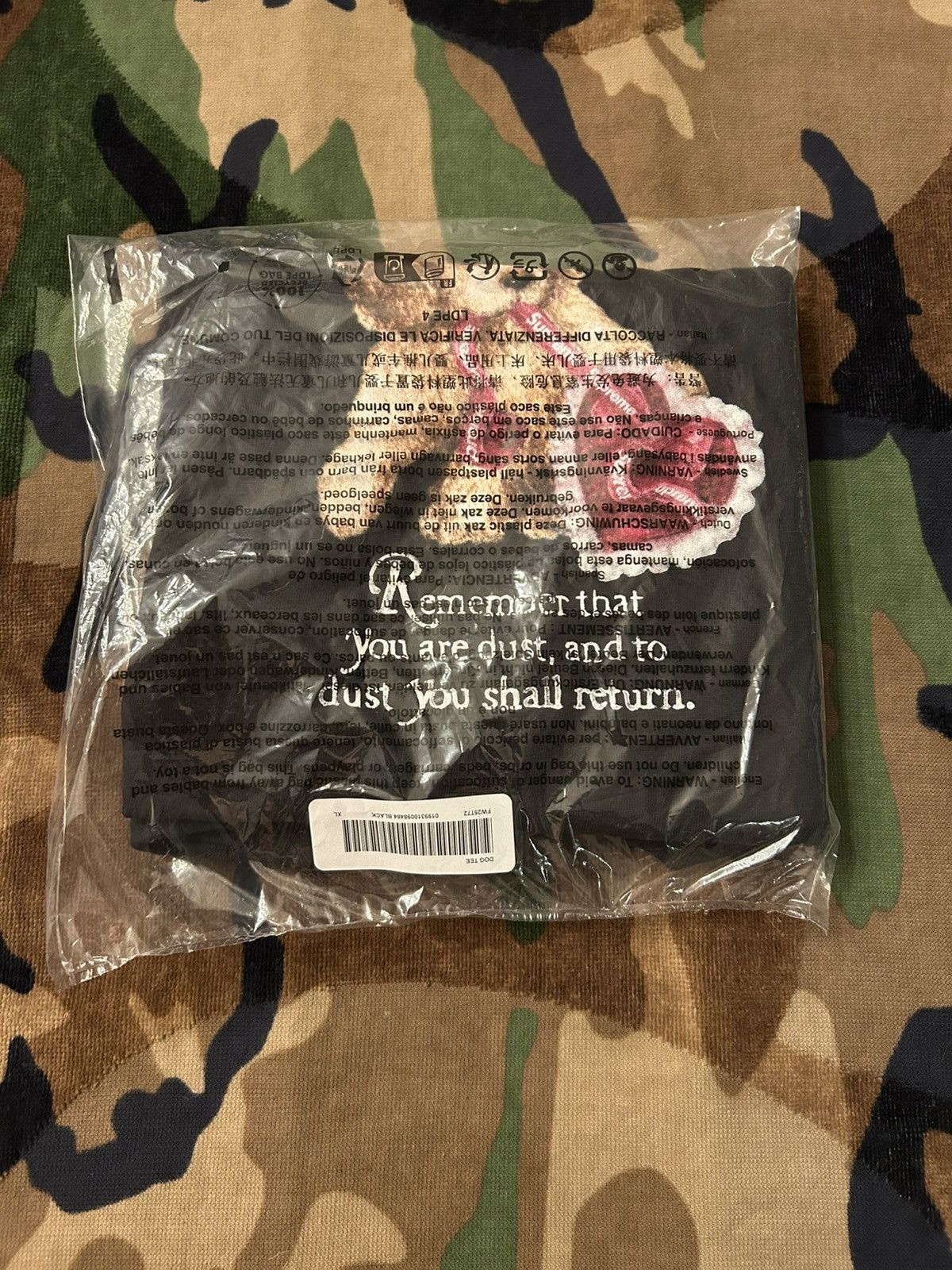 Supreme Supreme Dust Tee Black XL FW25 Size US XL / EU 56 / 4 - 2 Thumbnail