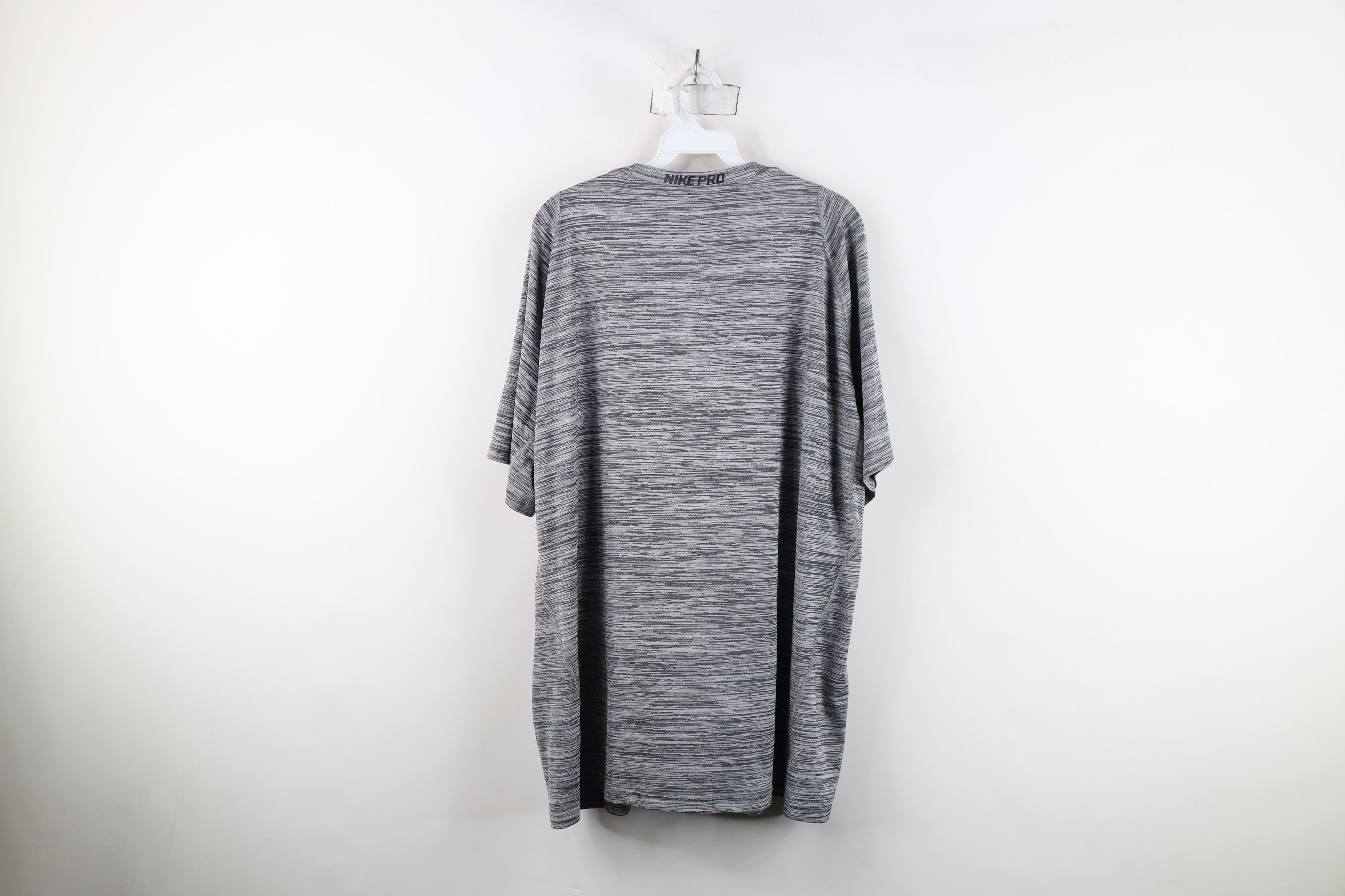 Nike Nike Pro Scott Center Swoosh Training Gym T-Shirt Gray Size US XXL / EU 58 / 5 - 12 Thumbnail