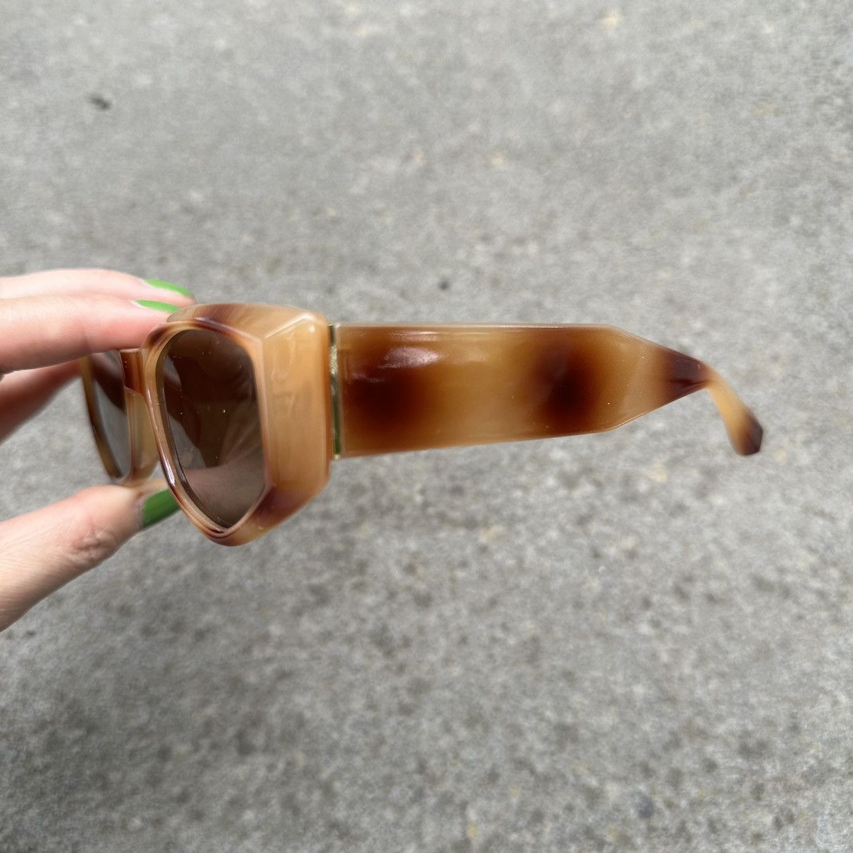Other Y2K Unisex Sunglasses Retro Fashion Shades QB5672-01 Size ONE SIZE - 2 Thumbnail