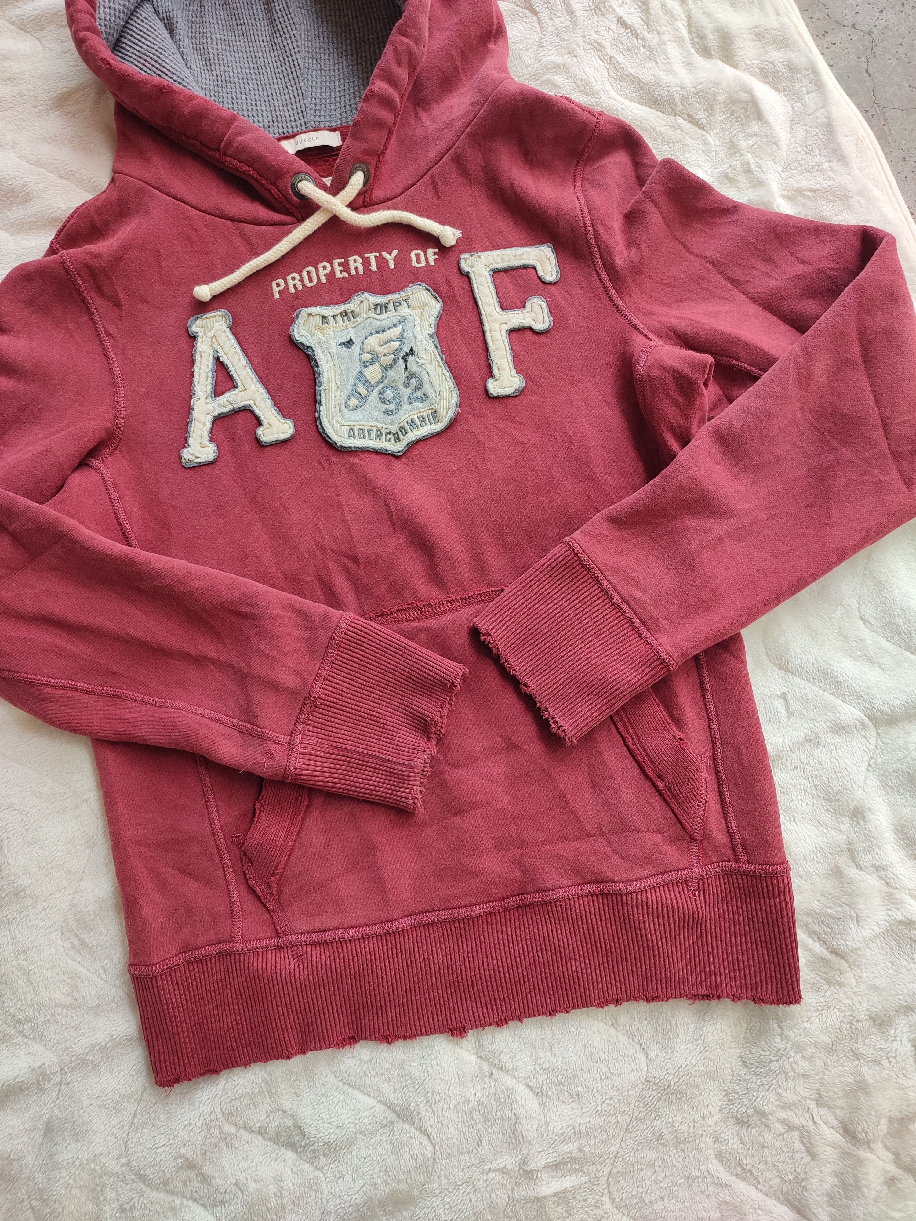 Abercrombie & Fitch Vintage PROPERTY OF ABERCROMBIE FITCH HOODIE Size US S / EU 44-46 / 1 - 9 Thumbnail