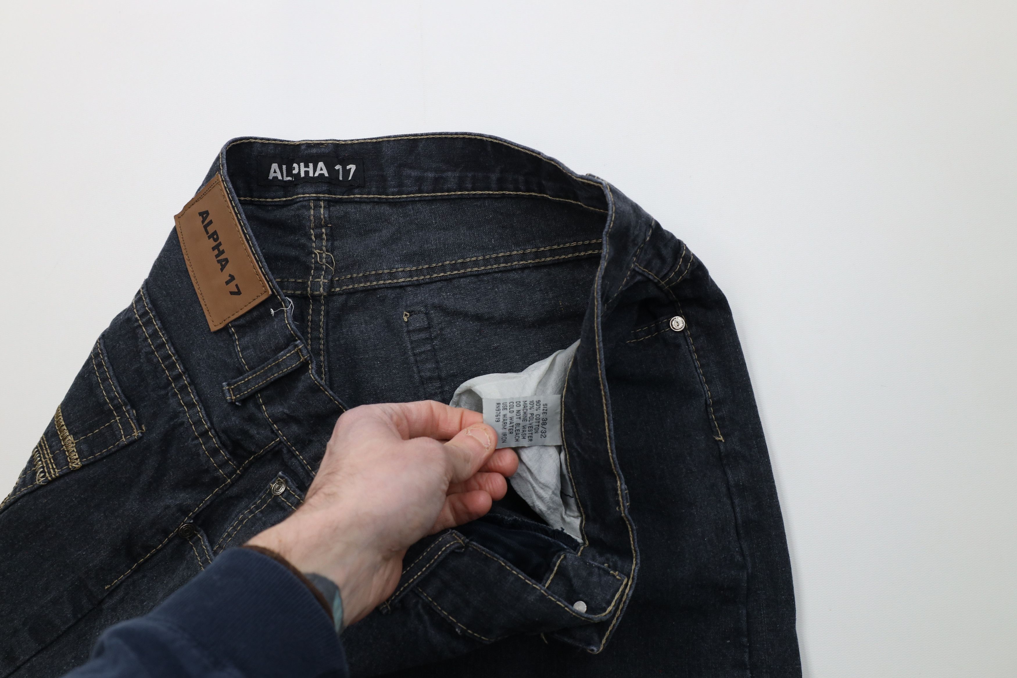 Vintage Vintage 90s Y2K Streetwear Straight Leg Denim Jeans Black Size US 38 / EU 54 - 9 Thumbnail