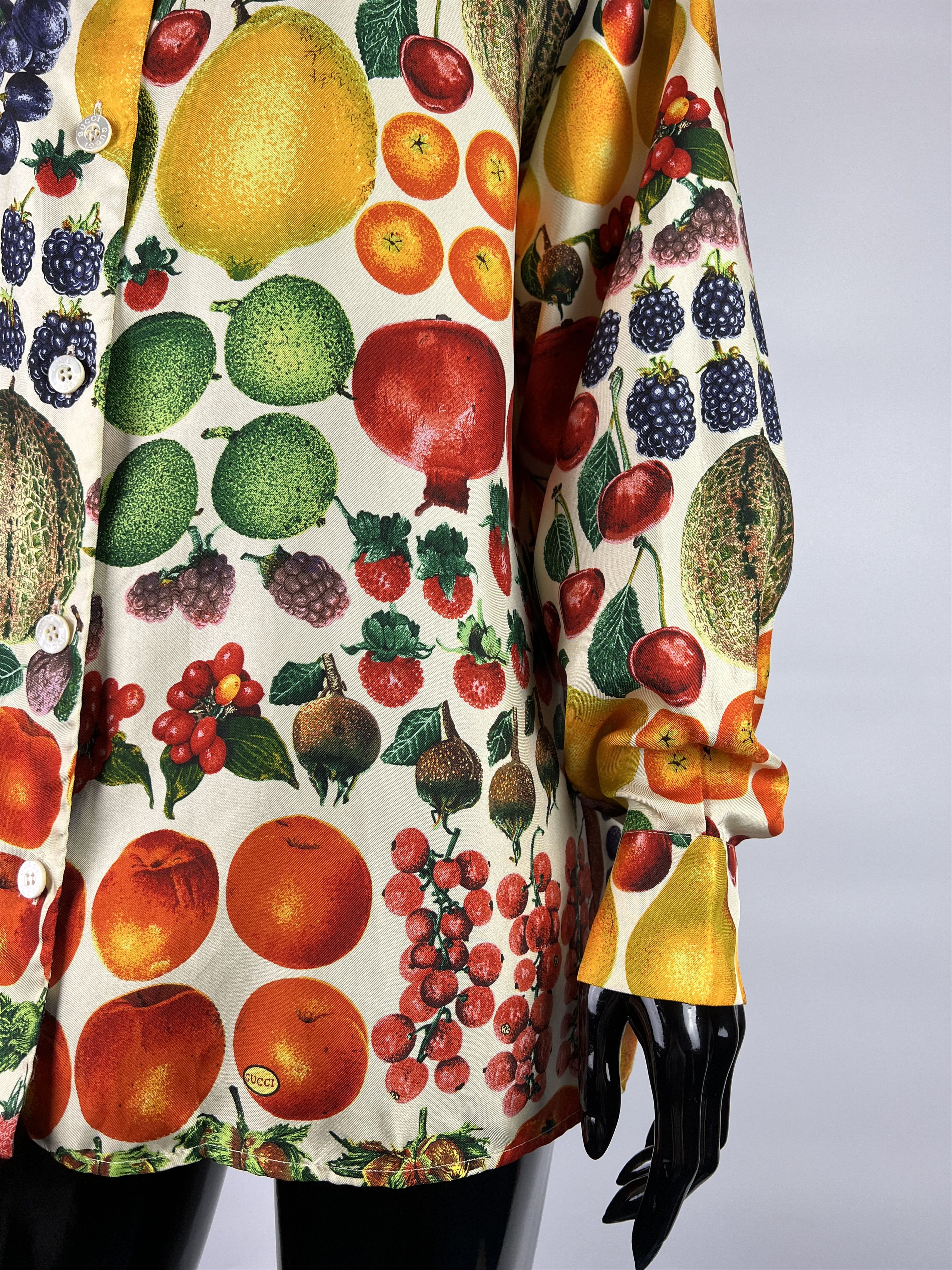 Gucci 90s Ultra Rare Vtg Gucci Tom Ford Era Silk Shirt Size 40 Size S / US 4 / IT 40 - 10 Thumbnail
