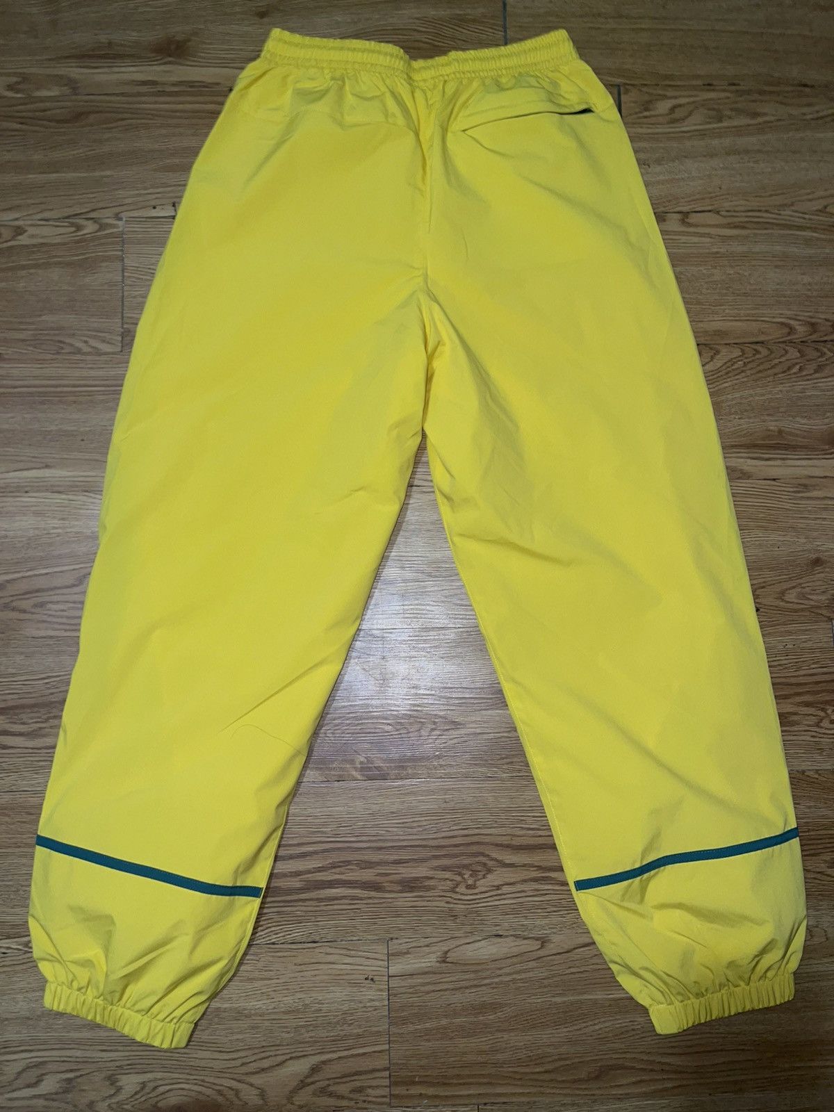 Palace Palace Pro Team 02 Shell Jogger Yellow Size Small Size US 30 / EU 46 - 8 Thumbnail
