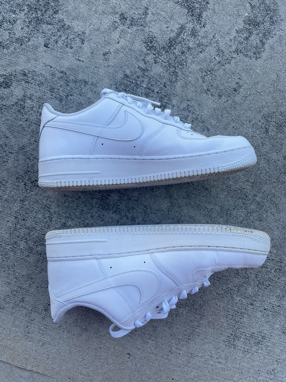 Nike White Nike Air Force 1s Size US 11 / EU 44 - 7 Thumbnail