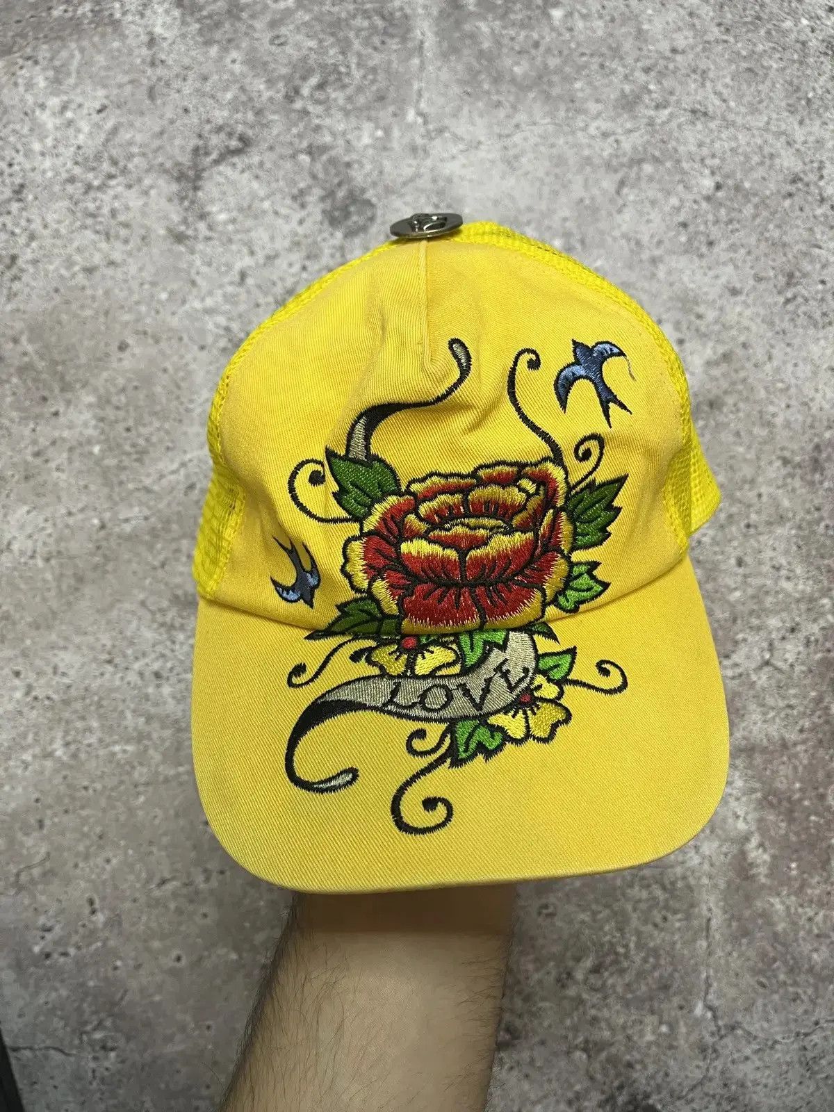 Ed Hardy × Vintage Ed Hardy Tattoo Style Yellow Trucker Hat Love Rose Snapback Size ONE SIZE - 1 Thumbnail