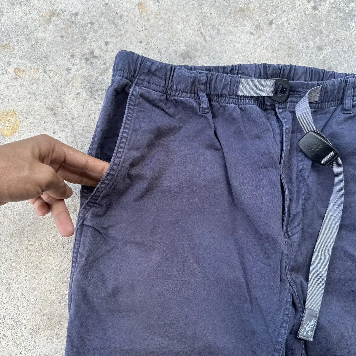 Gramicci VINTAGE GRAMICCI NAVY OUTDOOR TROUSERS JOGGER STYLE PANTS Size US 33 - 3 Thumbnail