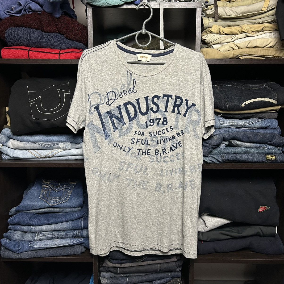 Diesel Designer Diesel Big Graphic Logo y2k industry opium tee Size US M / EU 48-50 / 2 - 1 Thumbnail