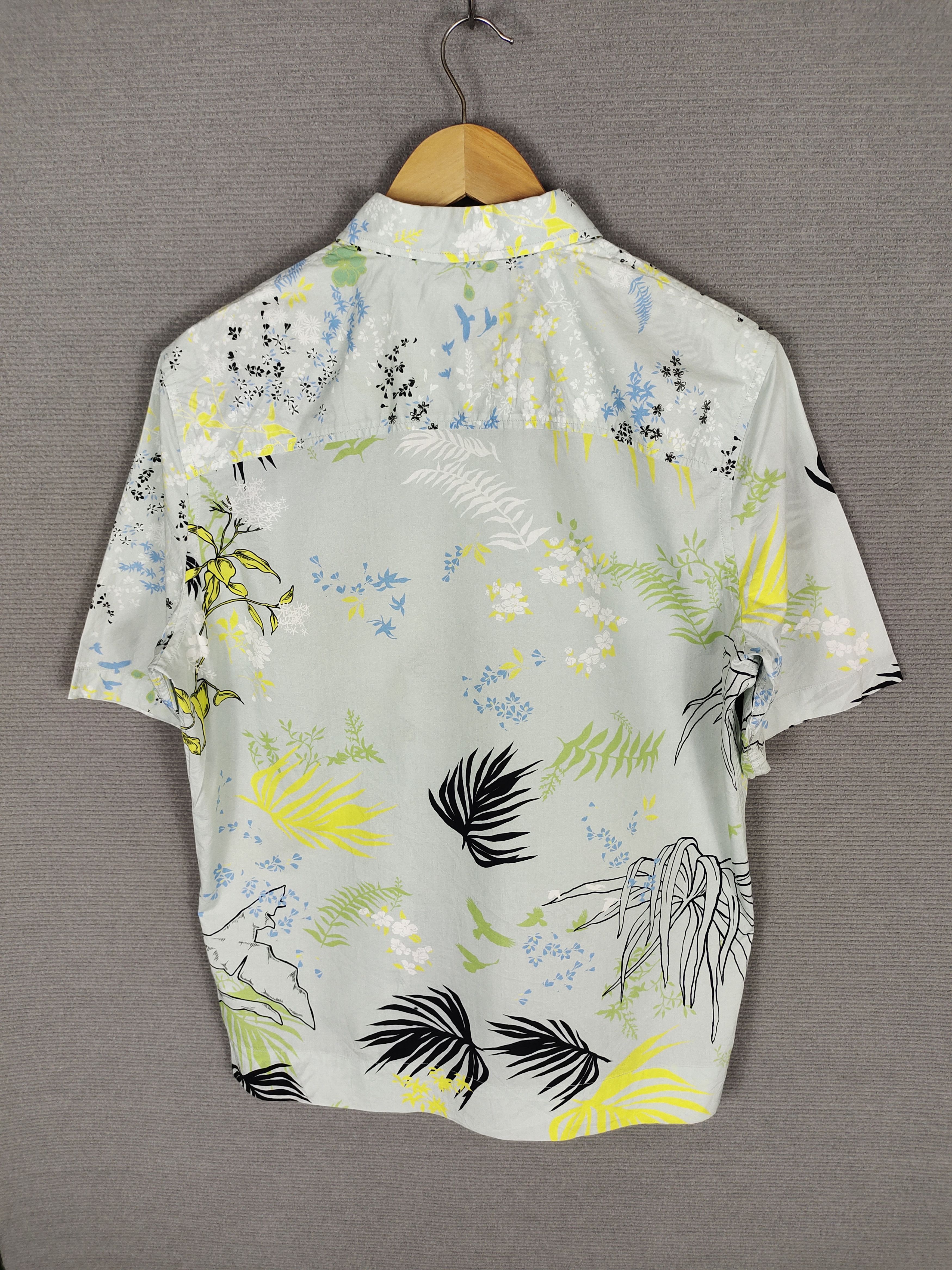 Diesel Vintage Y2k Diesel Flower Printed Oversize Shirt Size US S / EU 44-46 / 1 - 9 Thumbnail