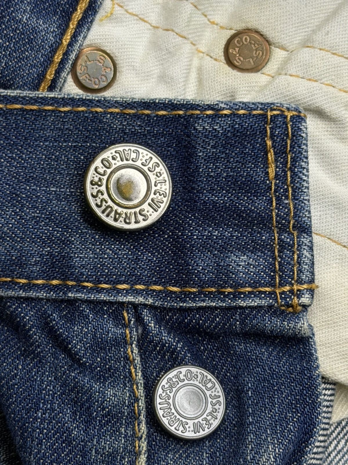 Levi's Vintage Levi’s 501 Japanese Denim Jeans | Straight Fit | W28 Size US 28 / EU 44 - 10 Thumbnail