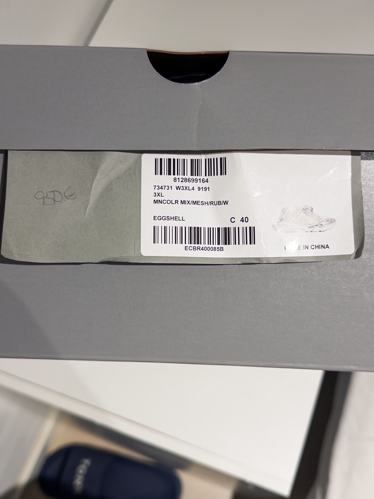 Balenciaga Balenciaga 3xl Off White Size US 7 / EU 40 - 4 Thumbnail