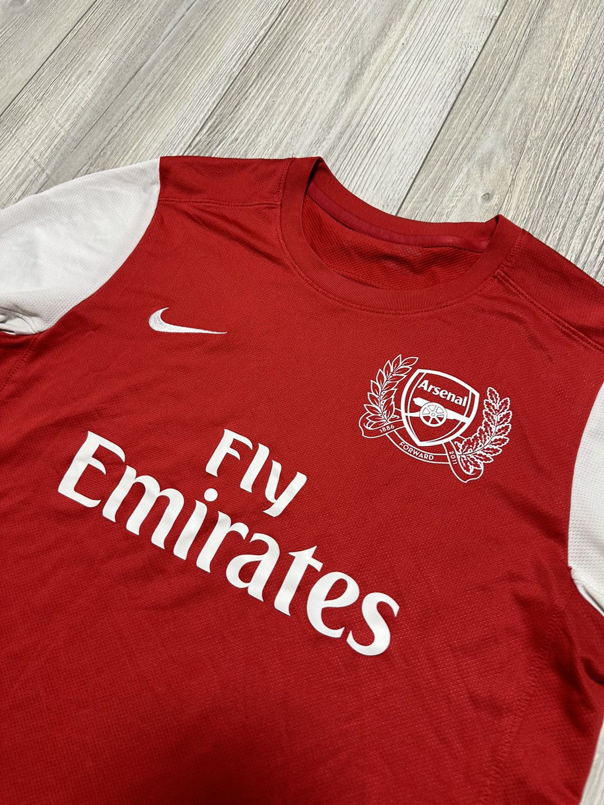 Nike NIKE ARSENAL LONDON SOCCER FOOTBALL JERSEY 2011 Size US S / EU 44-46 / 1 - 3 Thumbnail