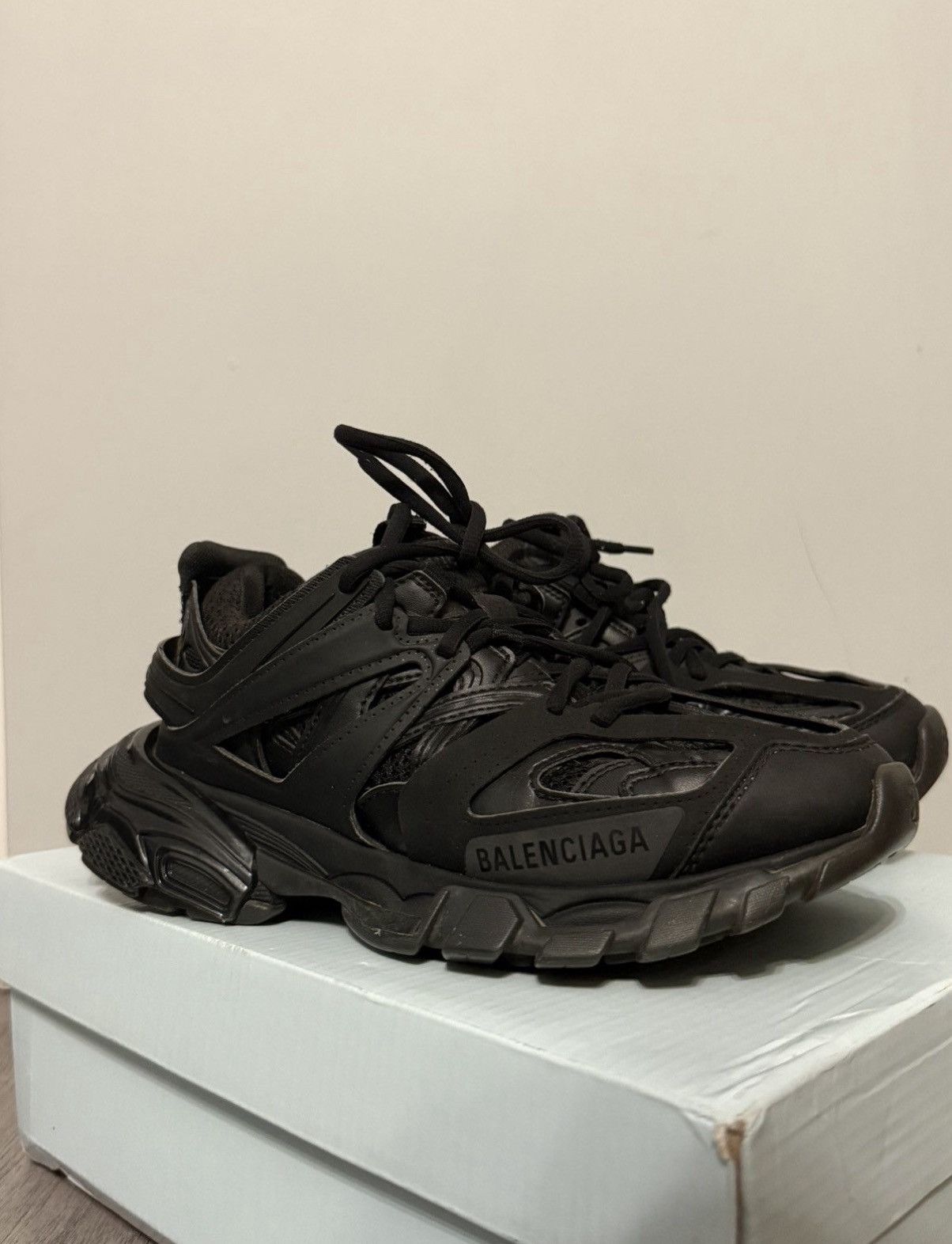 Balenciaga Balenciaga Track Black Clear Sole Sneakers Size US 6 / IT 36 - 1 Thumbnail