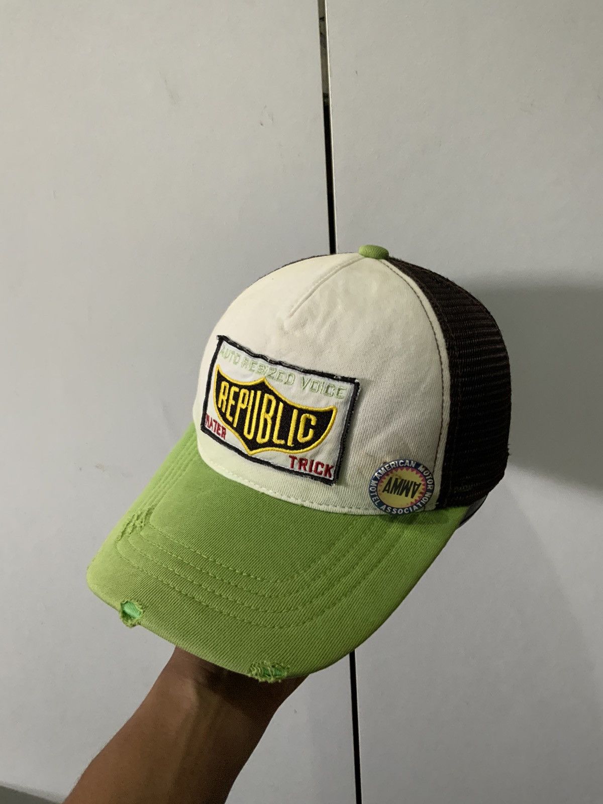 Japanese Brand Republic Water Trick Distressed Trucker Hat Size ONE SIZE - 1 Thumbnail