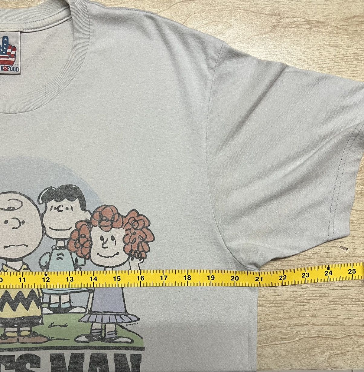Junk Food Vintage Peanuts Ladies Man Tee Junco L Single Stitch Size US L / EU 52-54 / 3 - 6 Thumbnail
