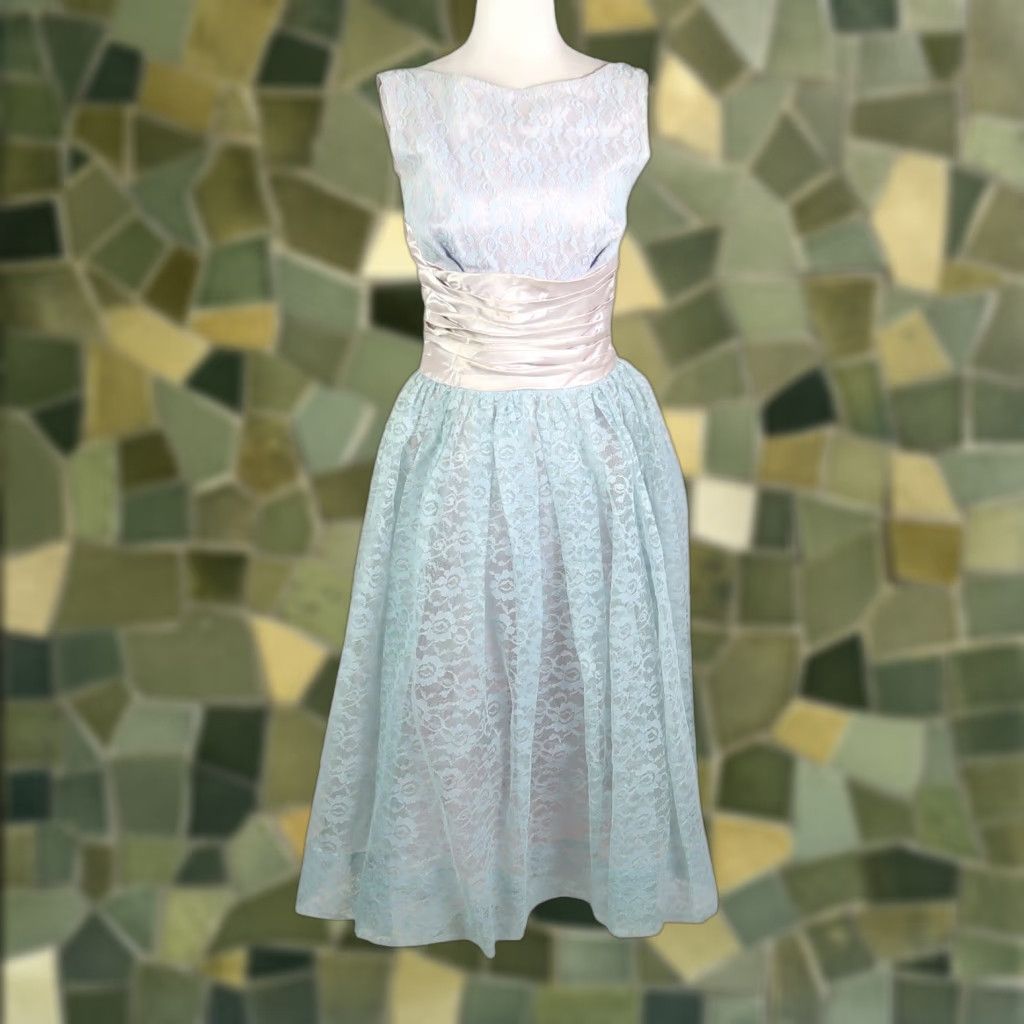 Vintage VINTAGE 60s Powder Blue Lace Full A-Line Midi Prom Dress S Womens Midi Lace Size S / US 4 / IT 40 - 1 Thumbnail