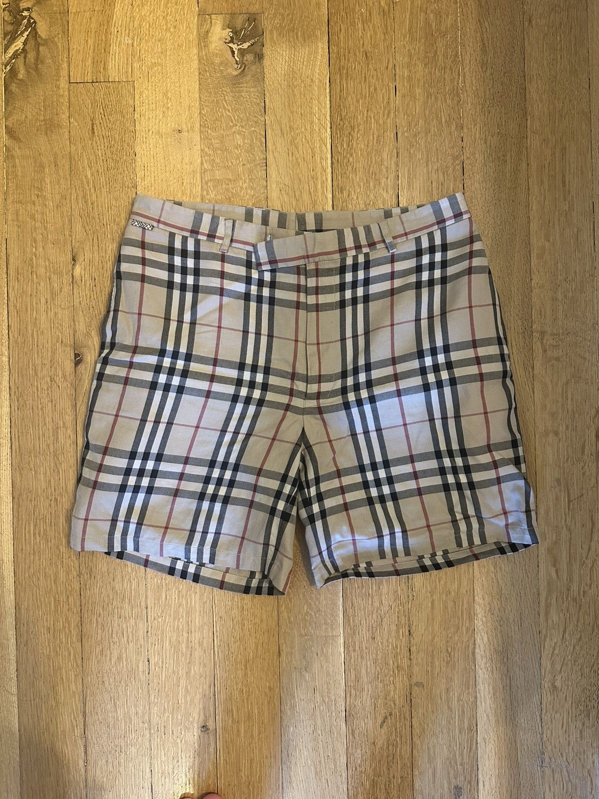 Burberry Burberry Shorts - Size Small Size US 36 / EU 52 - 1 Thumbnail