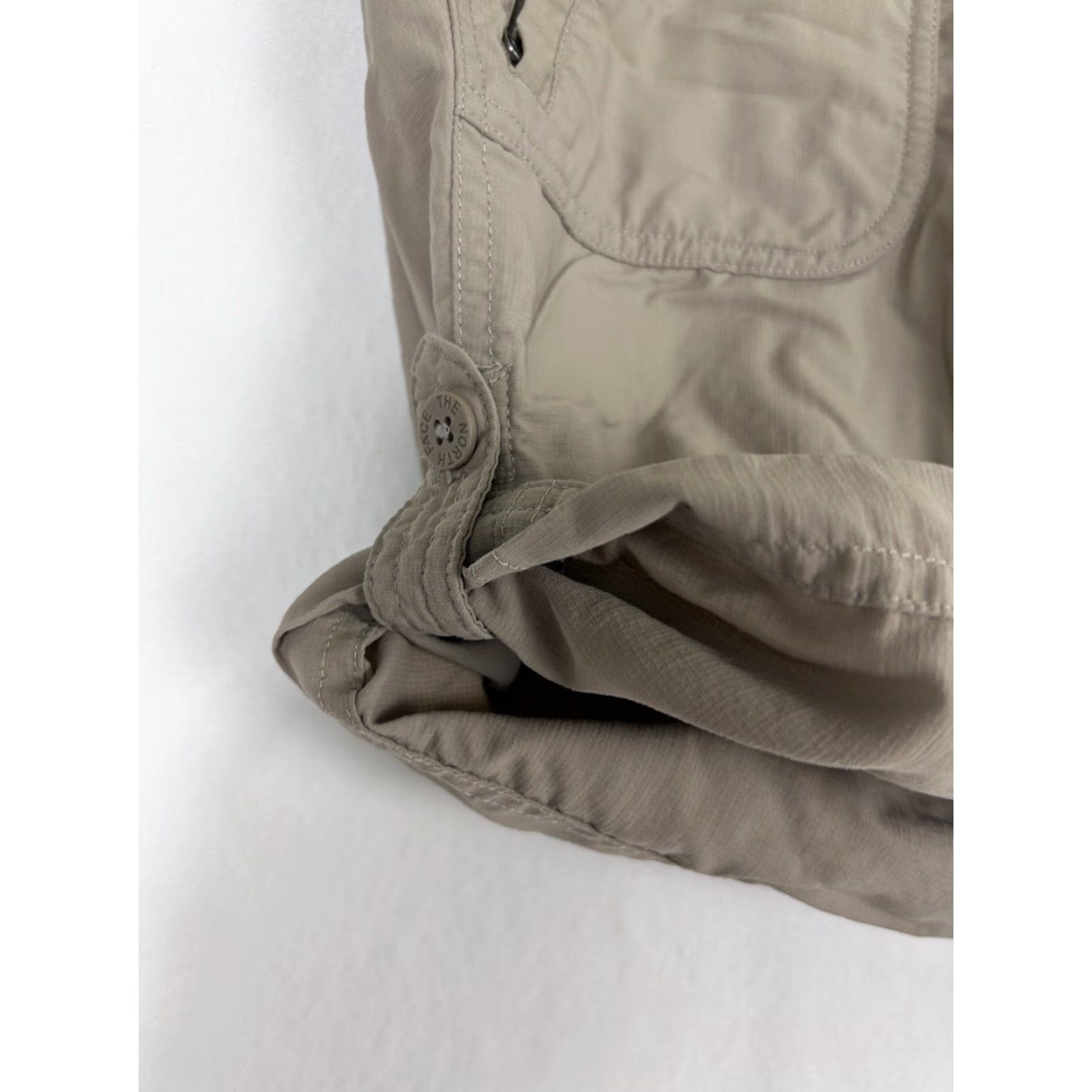 The North Face The North Face Horizon II Roll Up Shorts Womens Regular Size 10 Khaki Nylon 34x9.5 Size 24" / US 00 / IT 34 - 7 Thumbnail