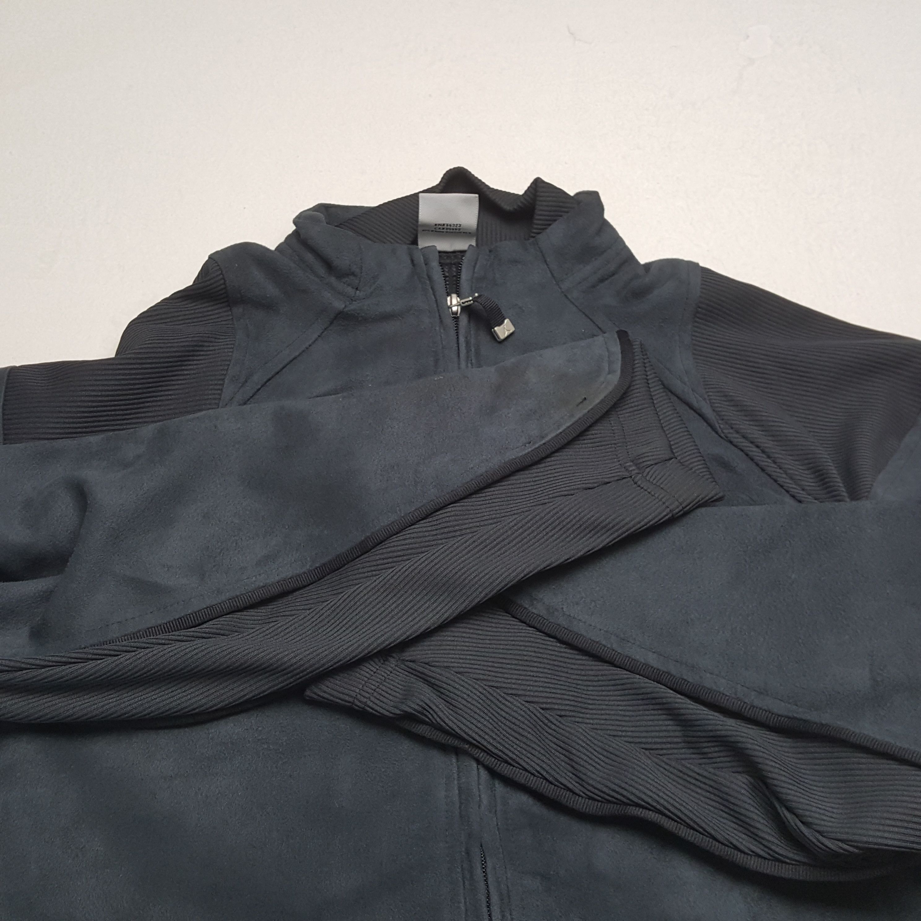 Vintage Vintage AIR JORDAN American Outdoor Style Sweatshirt Size US S / EU 44-46 / 1 - 4 Thumbnail