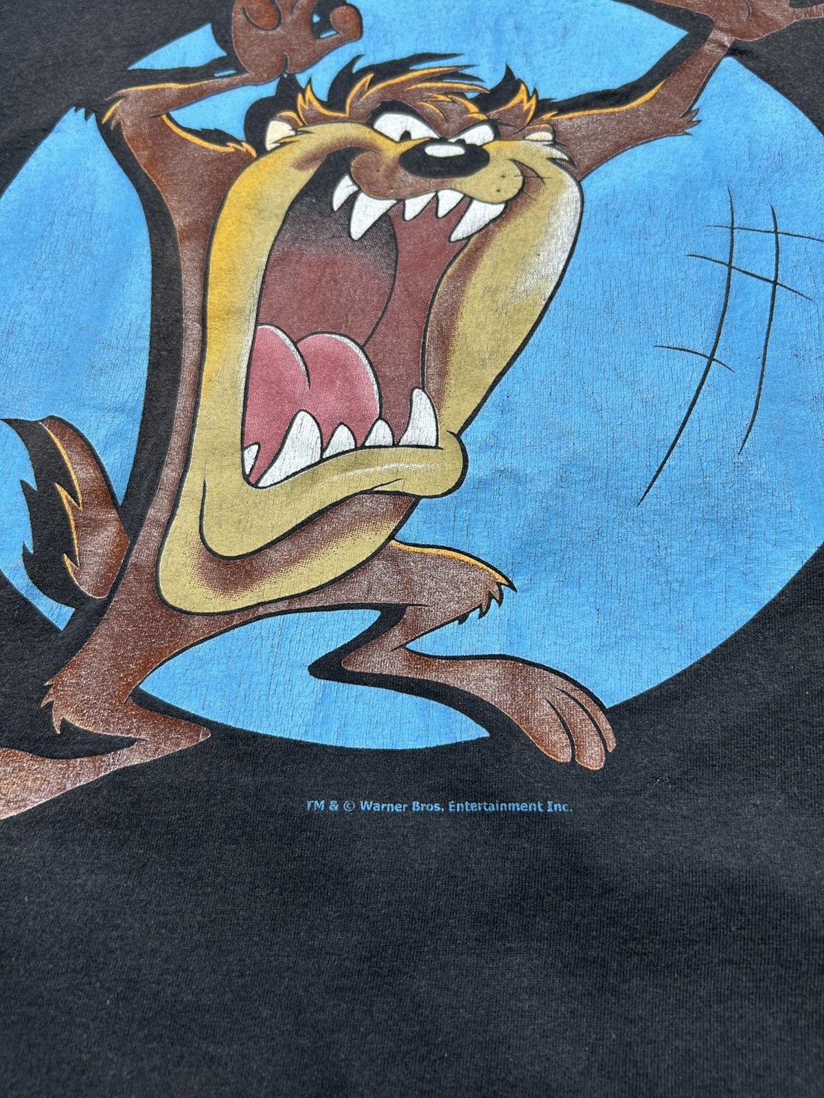 Vintage Vintage Tasmanian Devil Taz Looney Tunes T-Shirt Size XL Size US XL / EU 56 / 4 - 5 Thumbnail