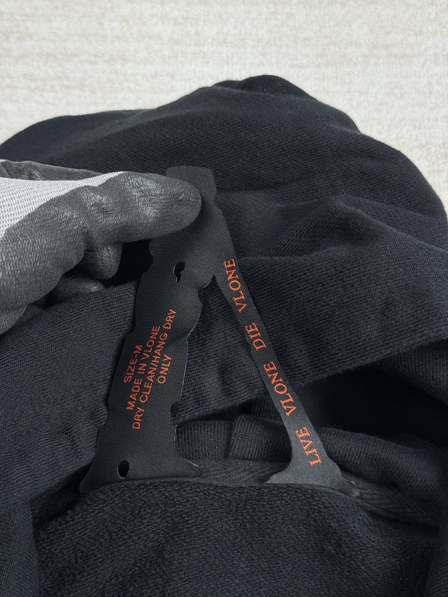 Vlone vlone slit scissors hoodie Size US M / EU 48-50 / 2 - 8 Thumbnail