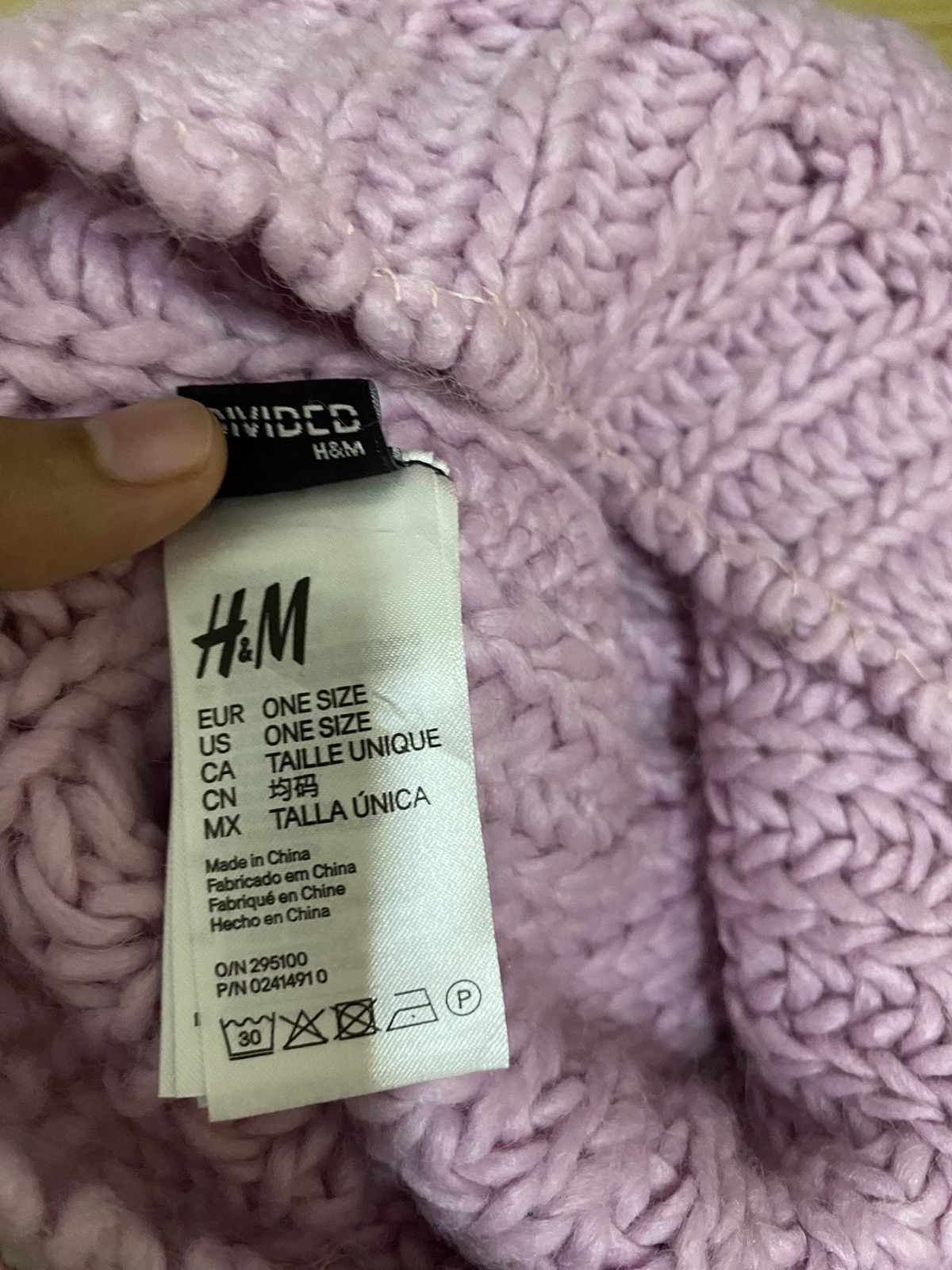 H&M × Vintage H&M Crochet Design Beanie Hat Size ONE SIZE - 6 Thumbnail